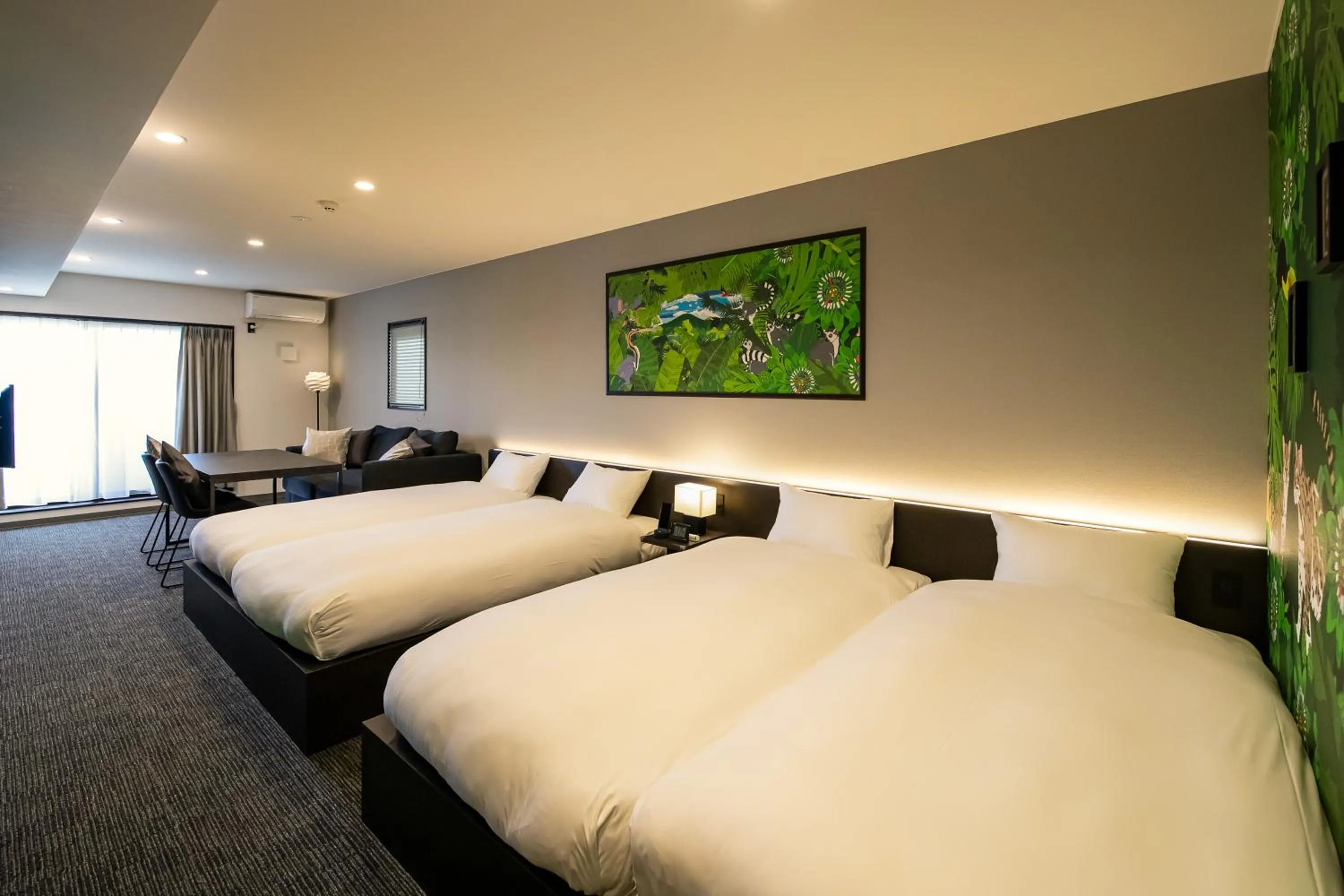 Photo of the whole room in Akari Nijo-jo