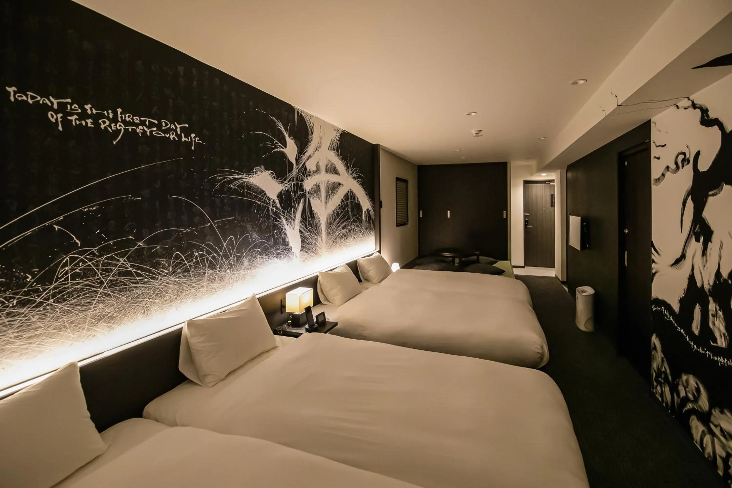 Bed in Akari Nijo-jo