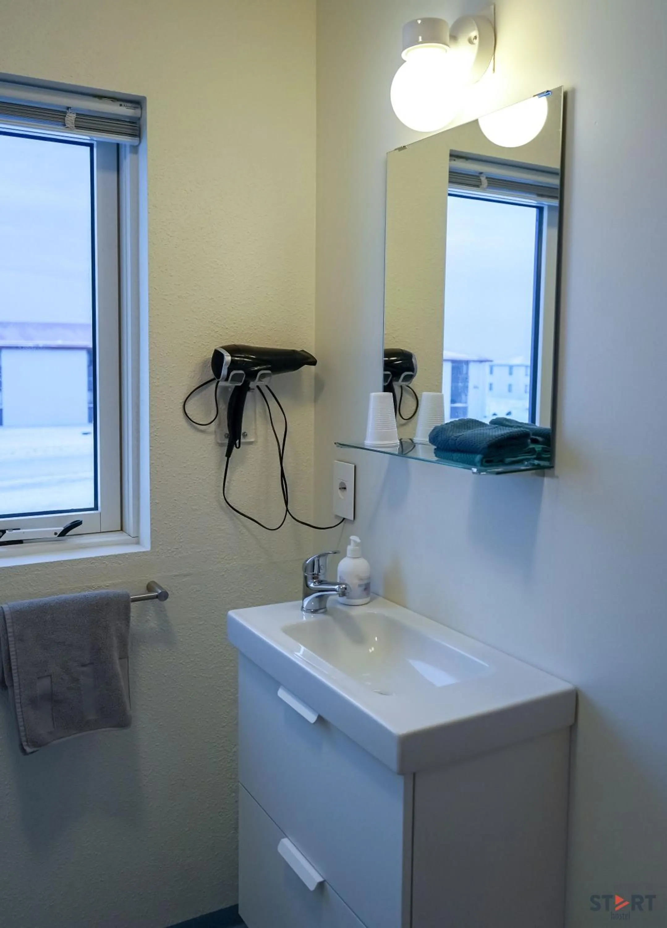 Start Keflavík Airport