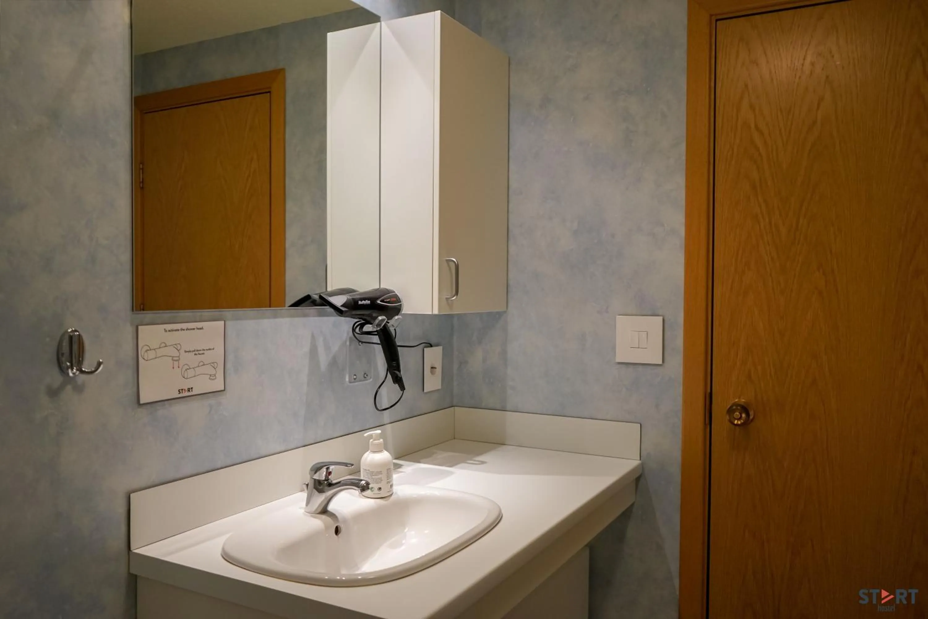 Start Keflavík Airport