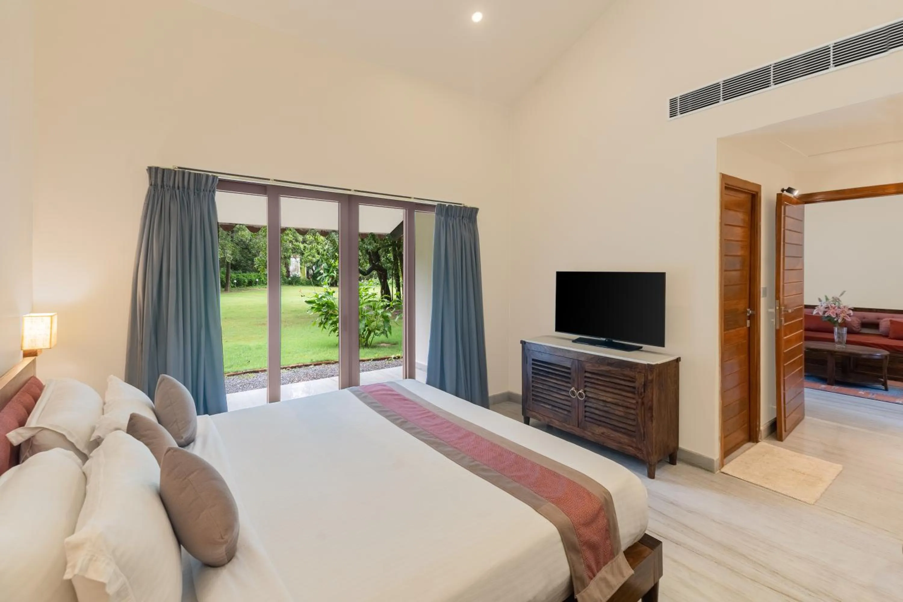 Bed in Aranya Vilas - A Nature Resort