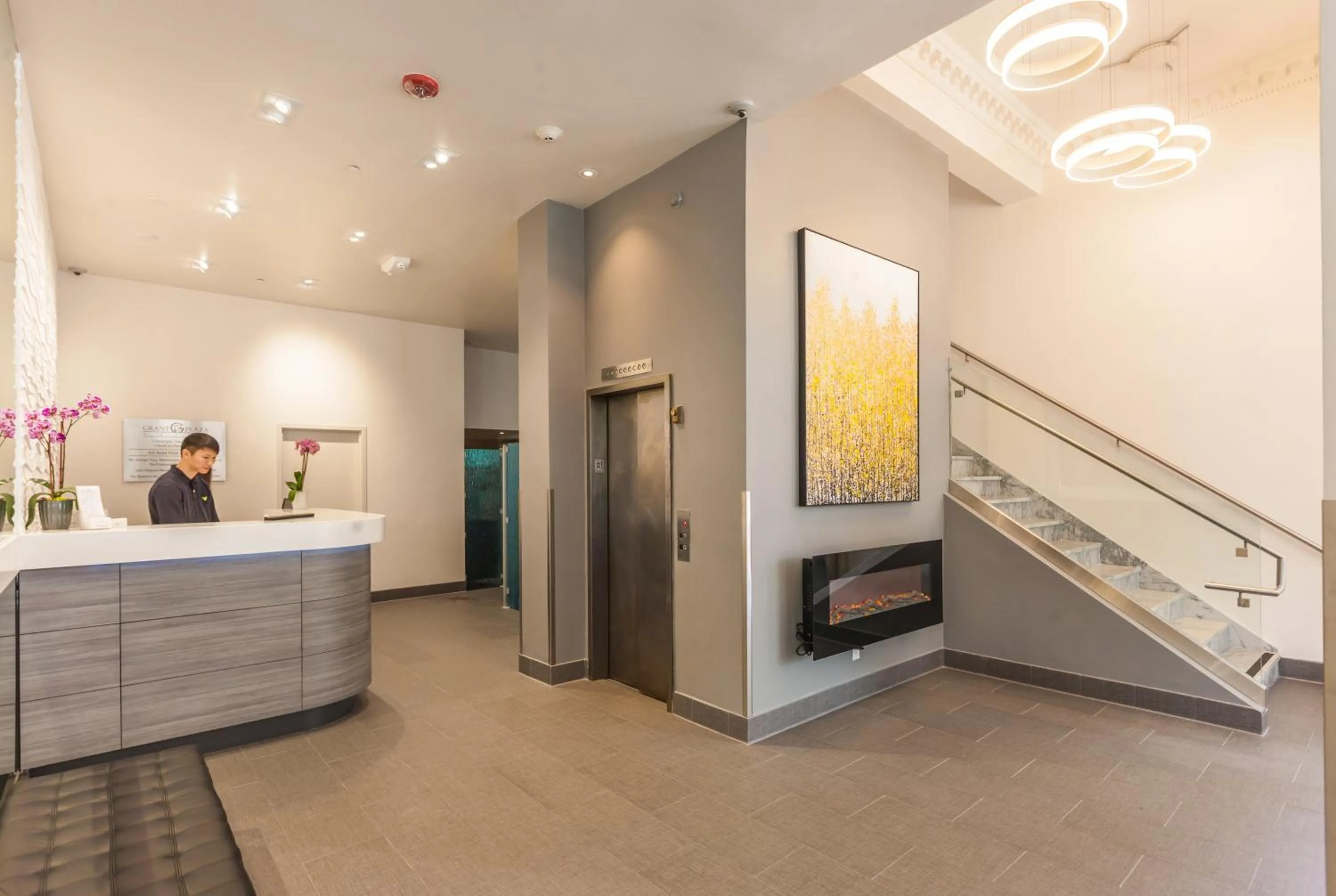 Lobby or reception in Grant Plaza Hotel