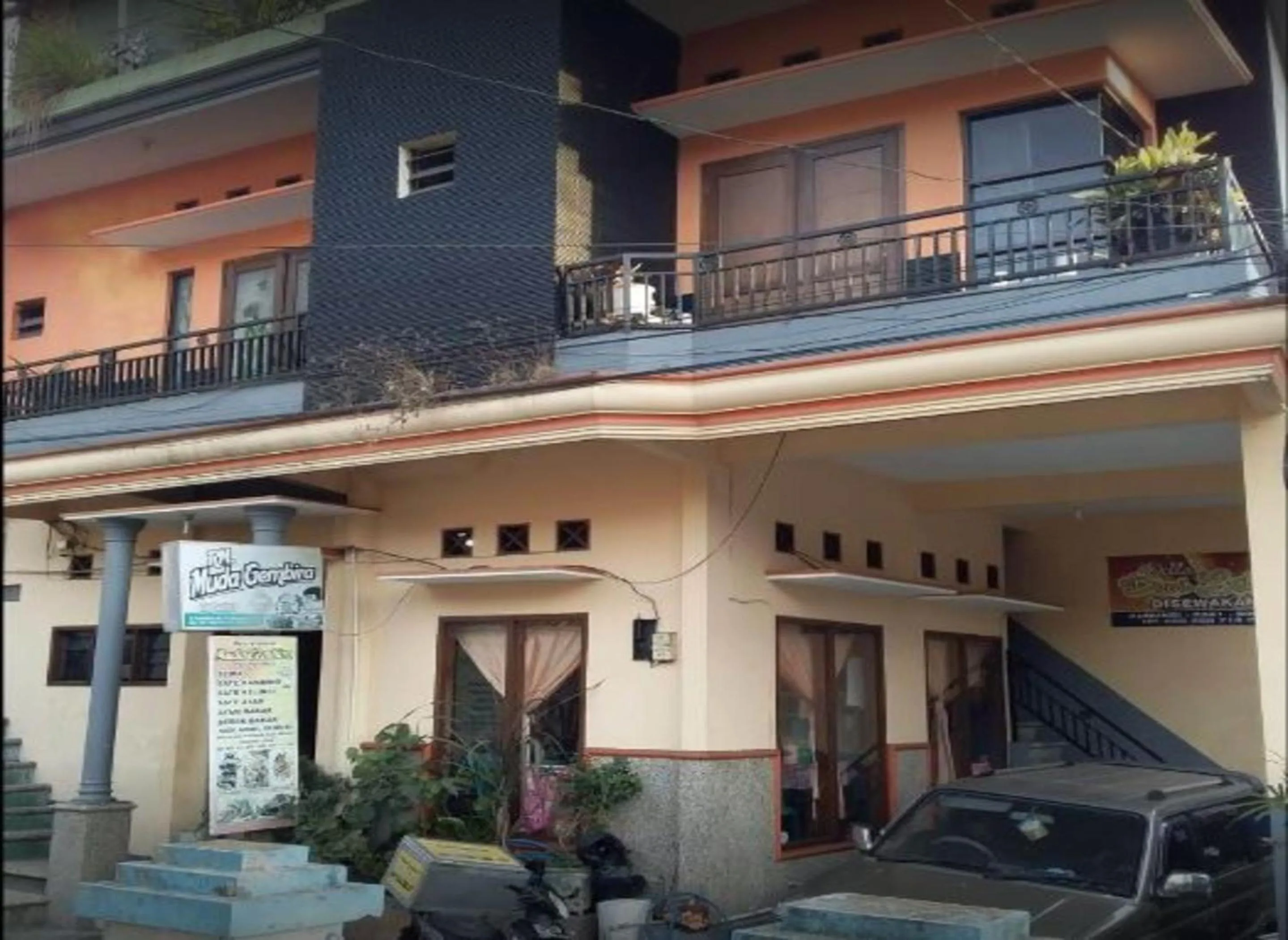 Property building in Penginapan Indah Lestari