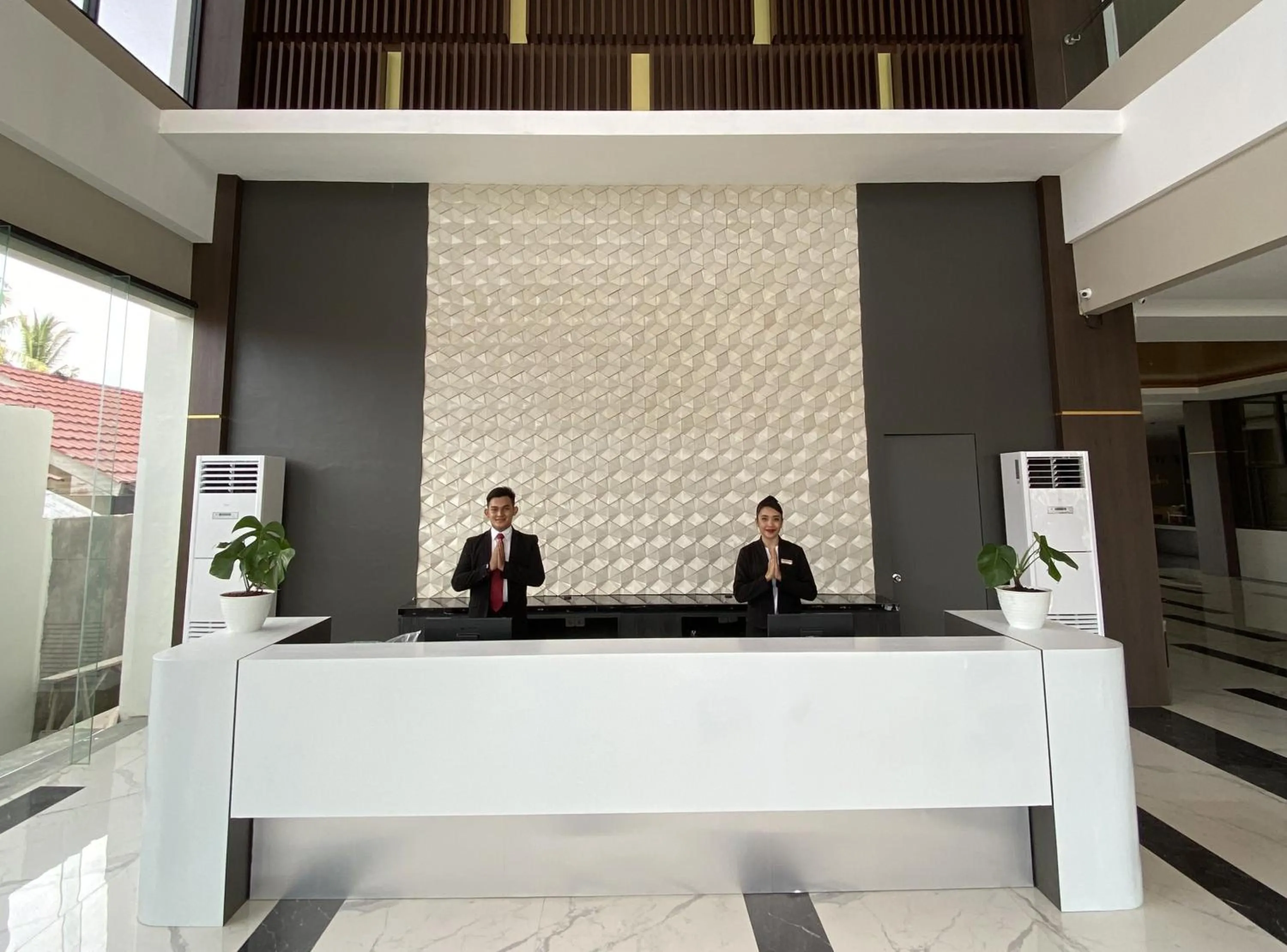 Lobby or reception in Luminor Hotel Tanjung Selor By WH