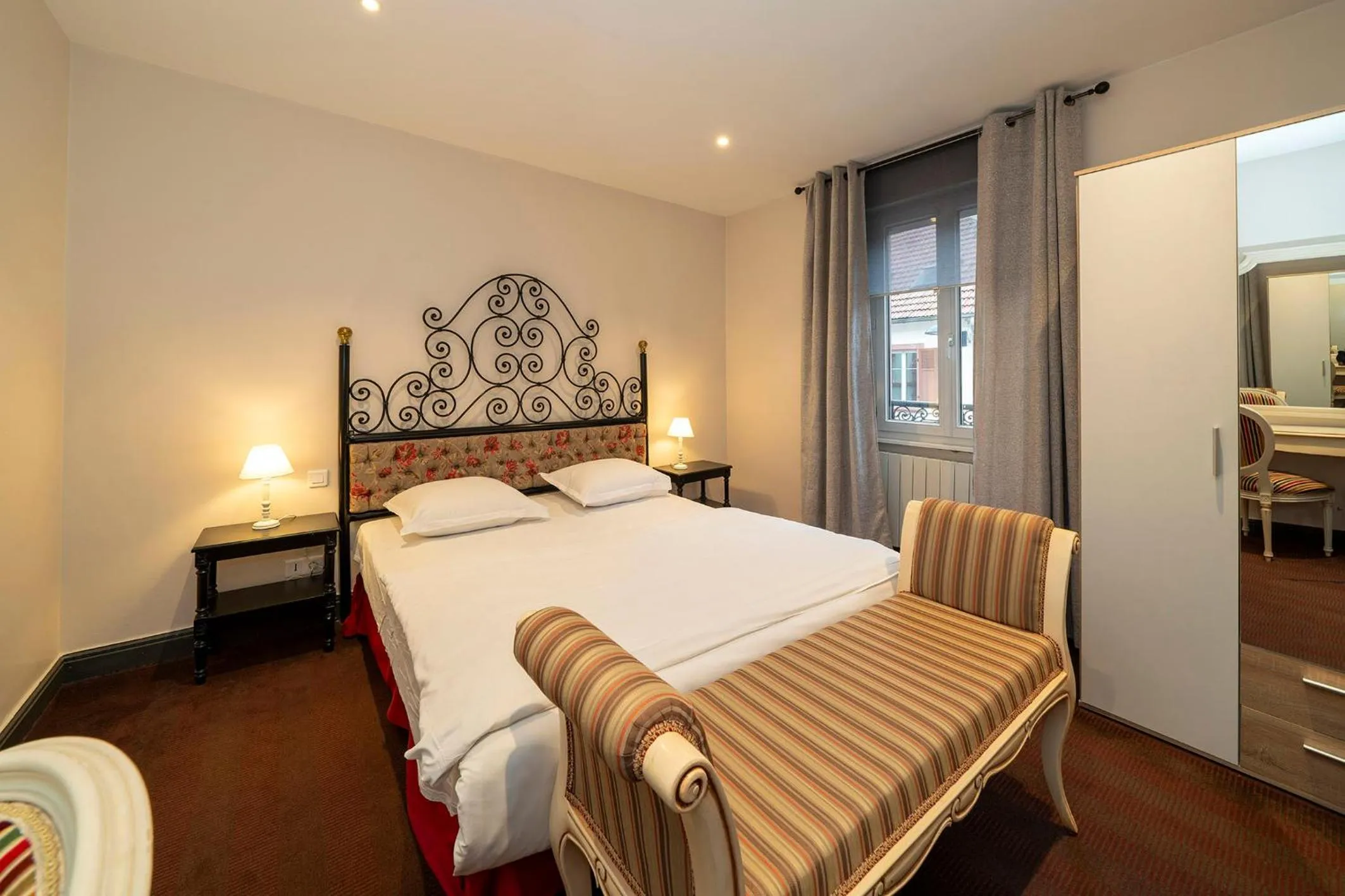 Bed in Hôtel du Parc, Restaurant, Spa & Wellness