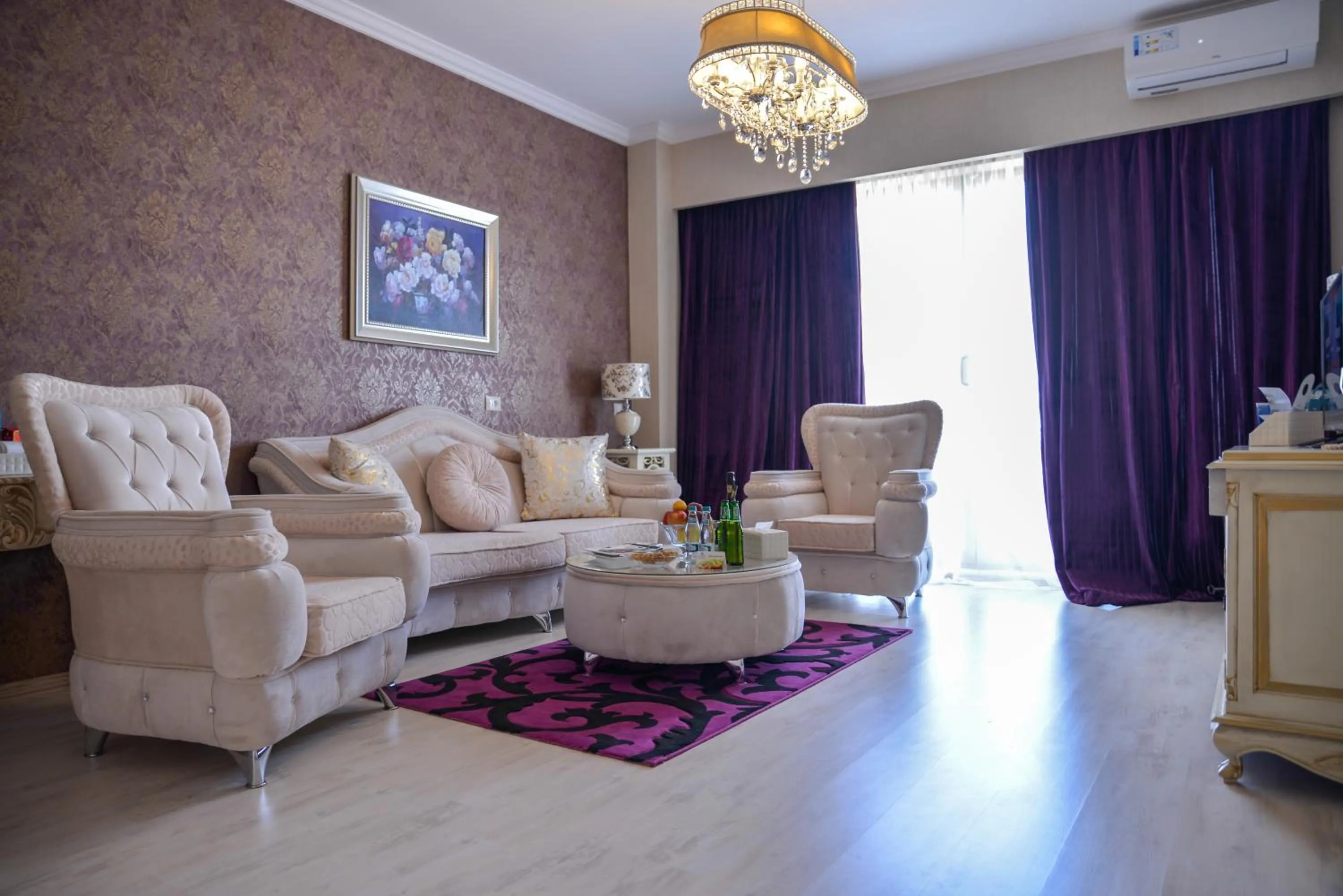 Living room in Phoenicia Luxury Hotel