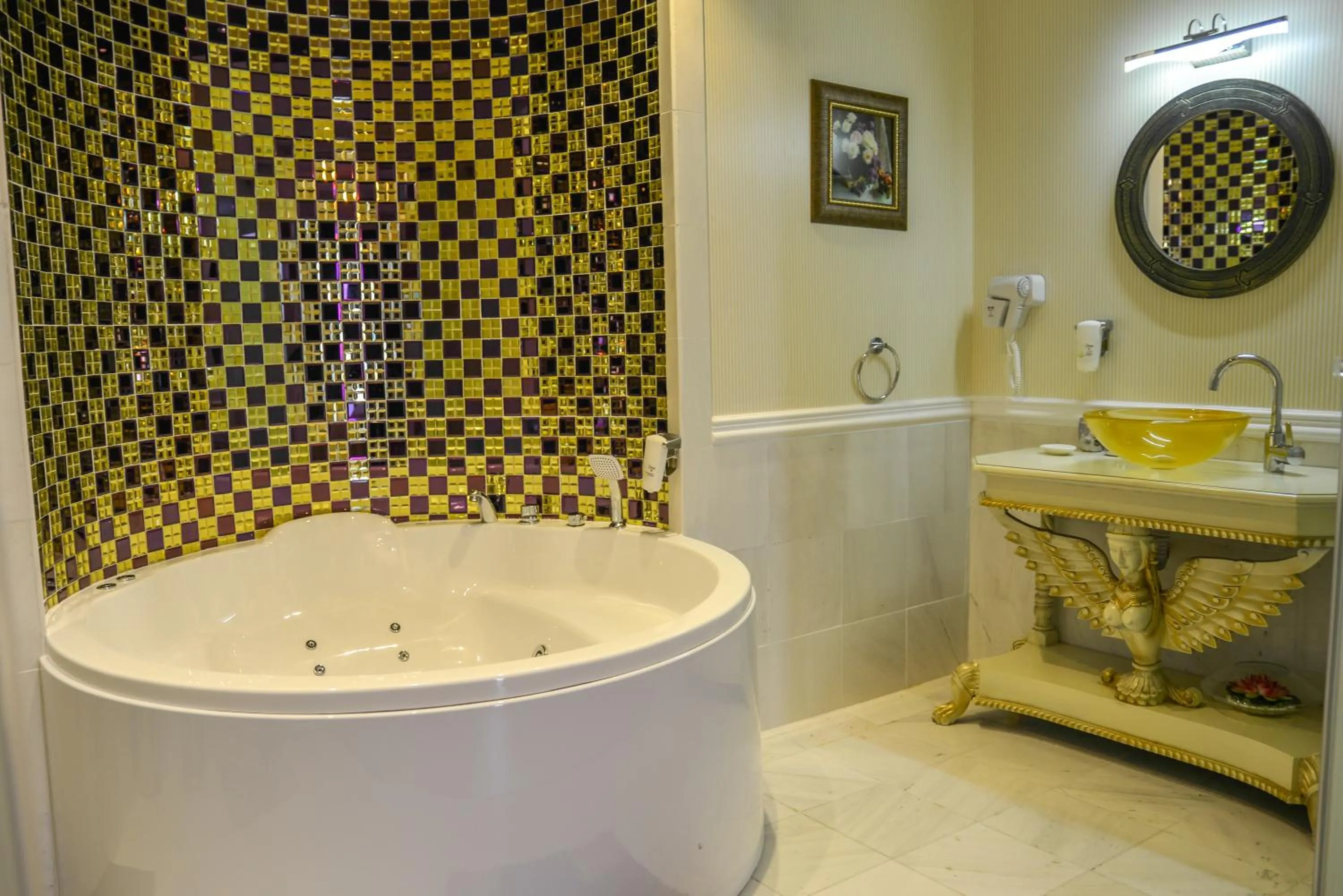 Bathroom in Phoenicia Luxury Hotel