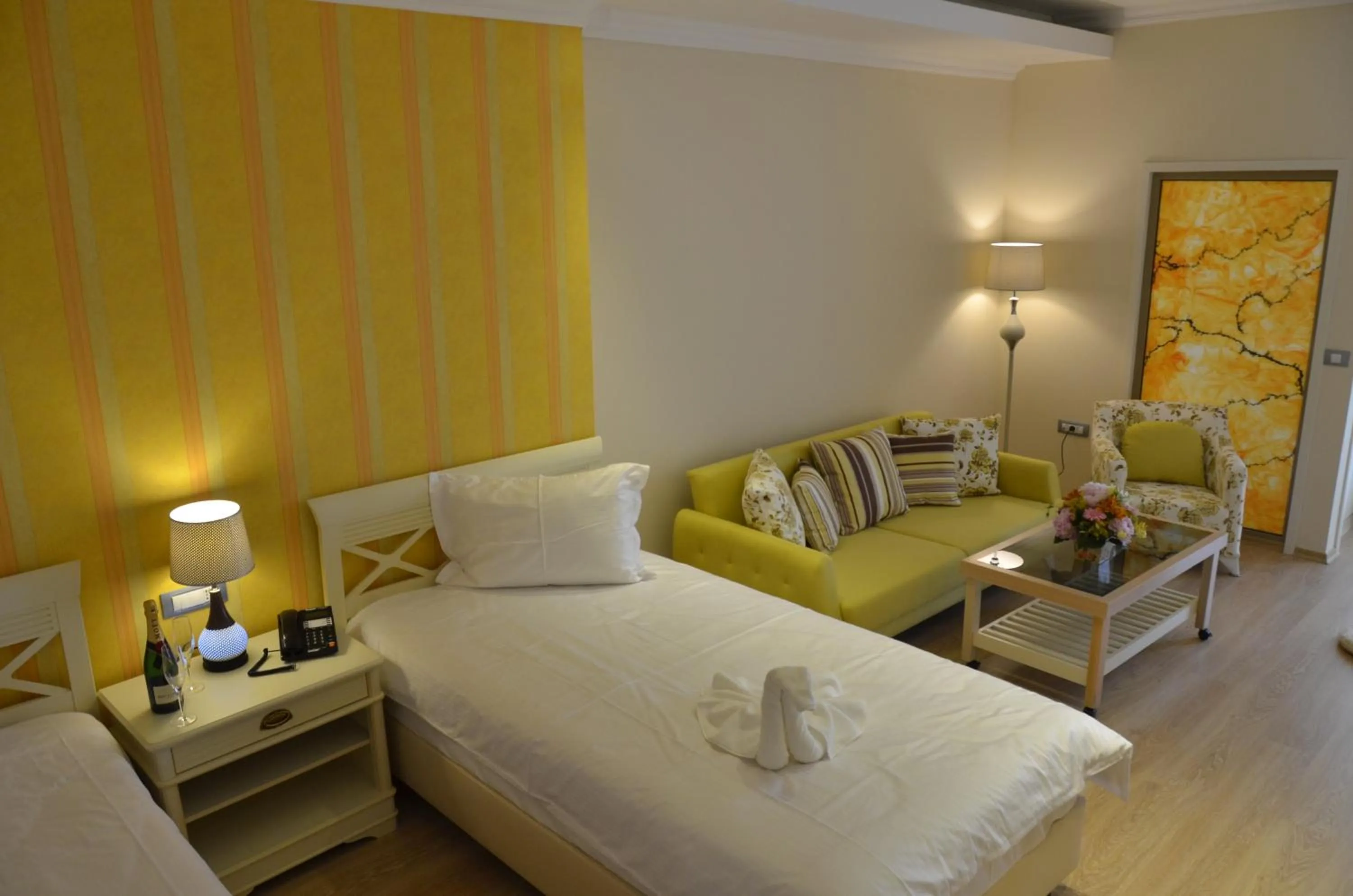 Photo of the whole room, Bed in Phoenicia Luxury Hotel