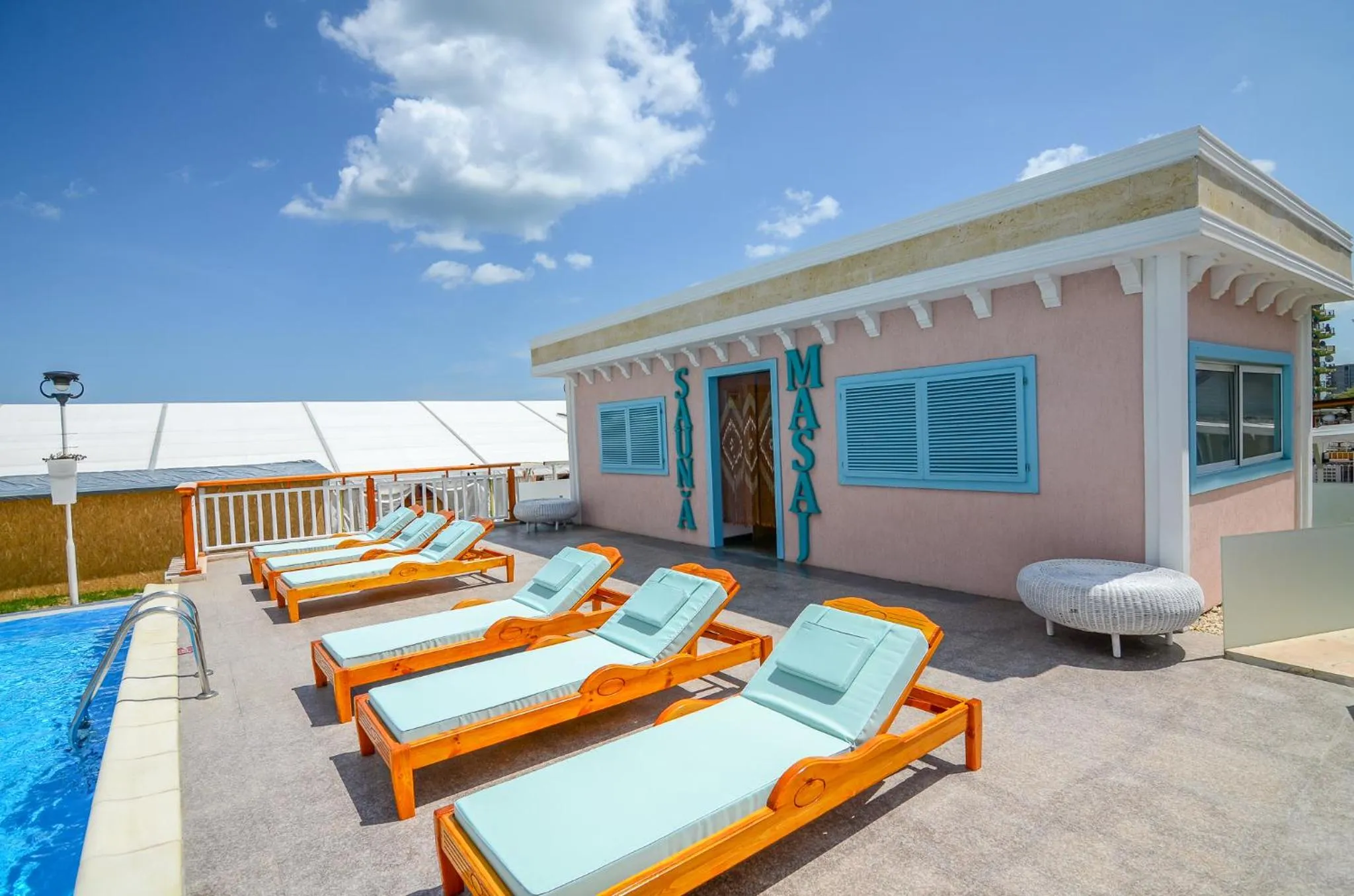 Fitness centre/facilities in Phoenicia Luxury Hotel