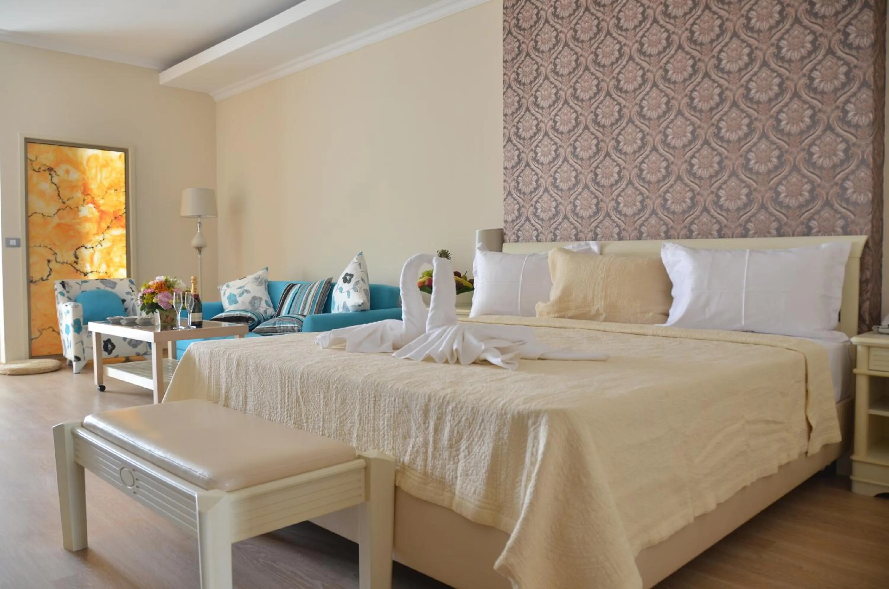 Photo of the whole room, Bed in Phoenicia Luxury Hotel