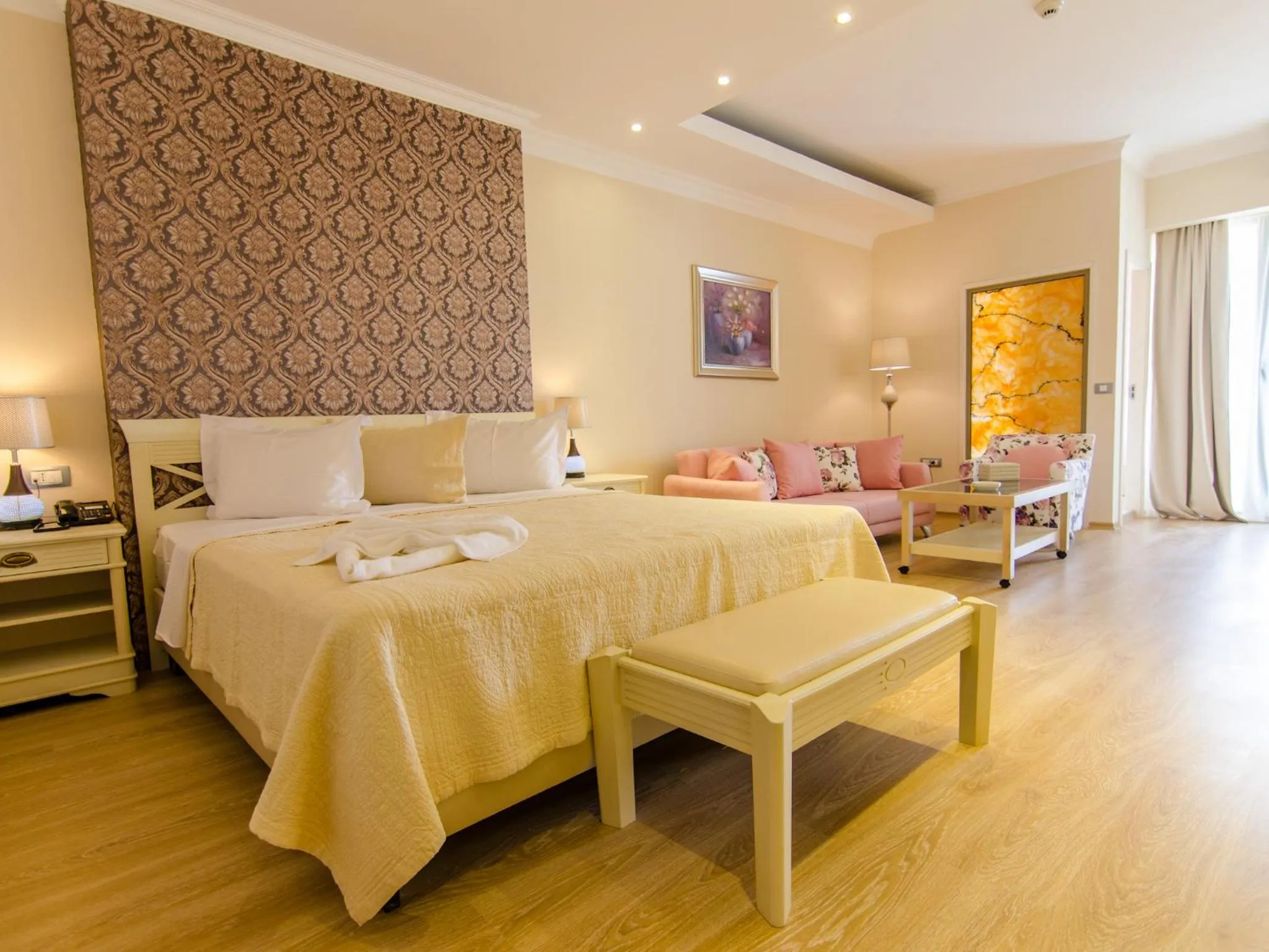 Photo of the whole room, Bed in Phoenicia Luxury Hotel