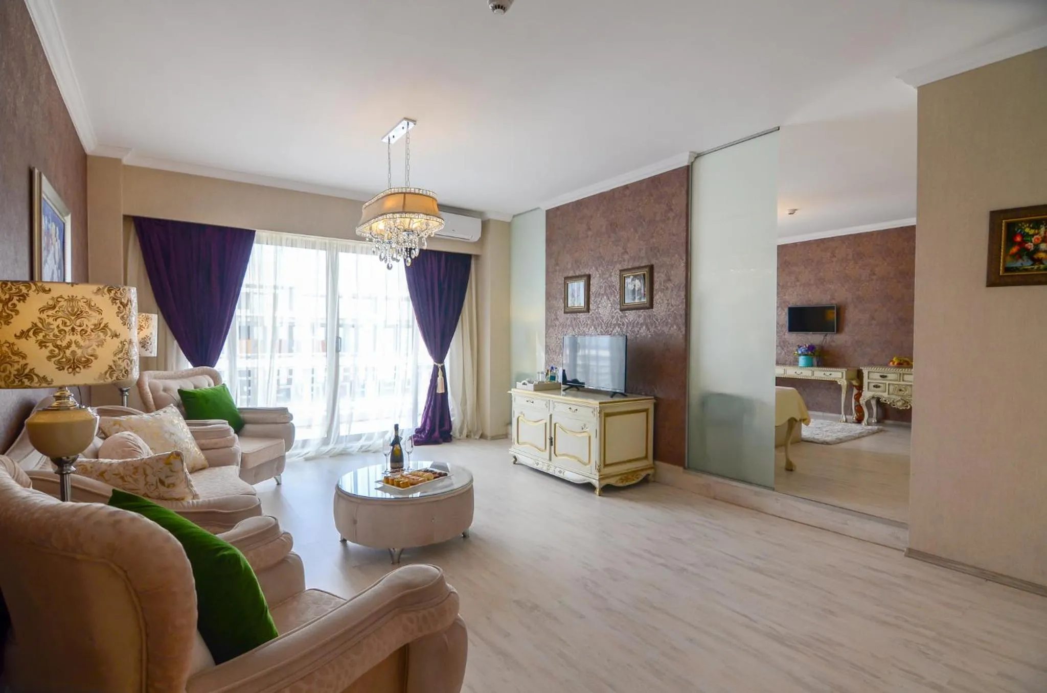 Living room in Phoenicia Luxury Hotel