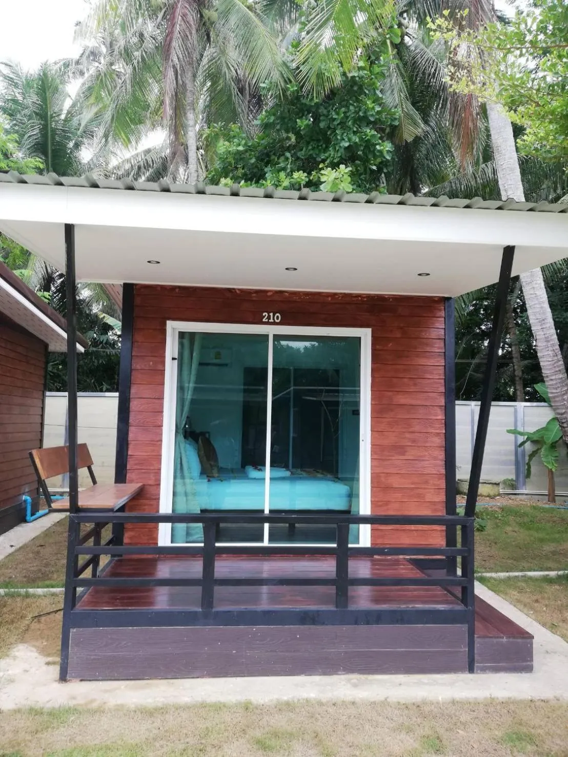 Phumiphat resort Koh Mook