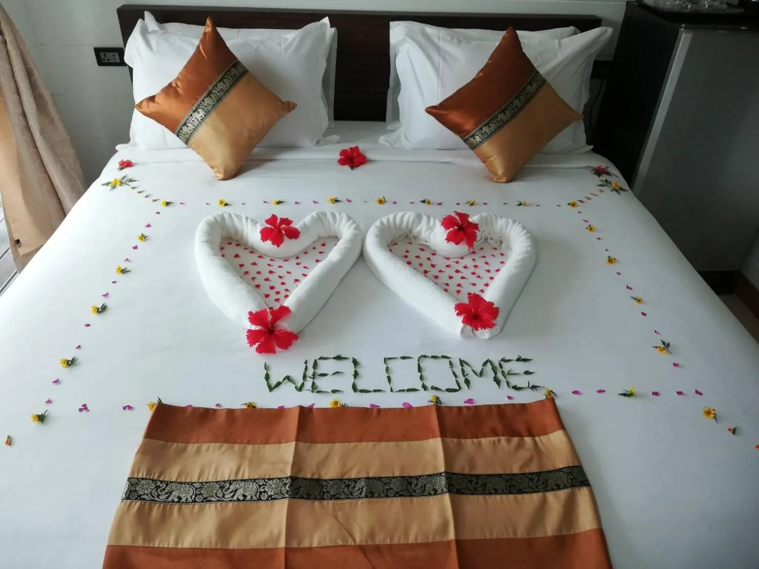 Property building, Bed in Phumiphat resort Koh Mook