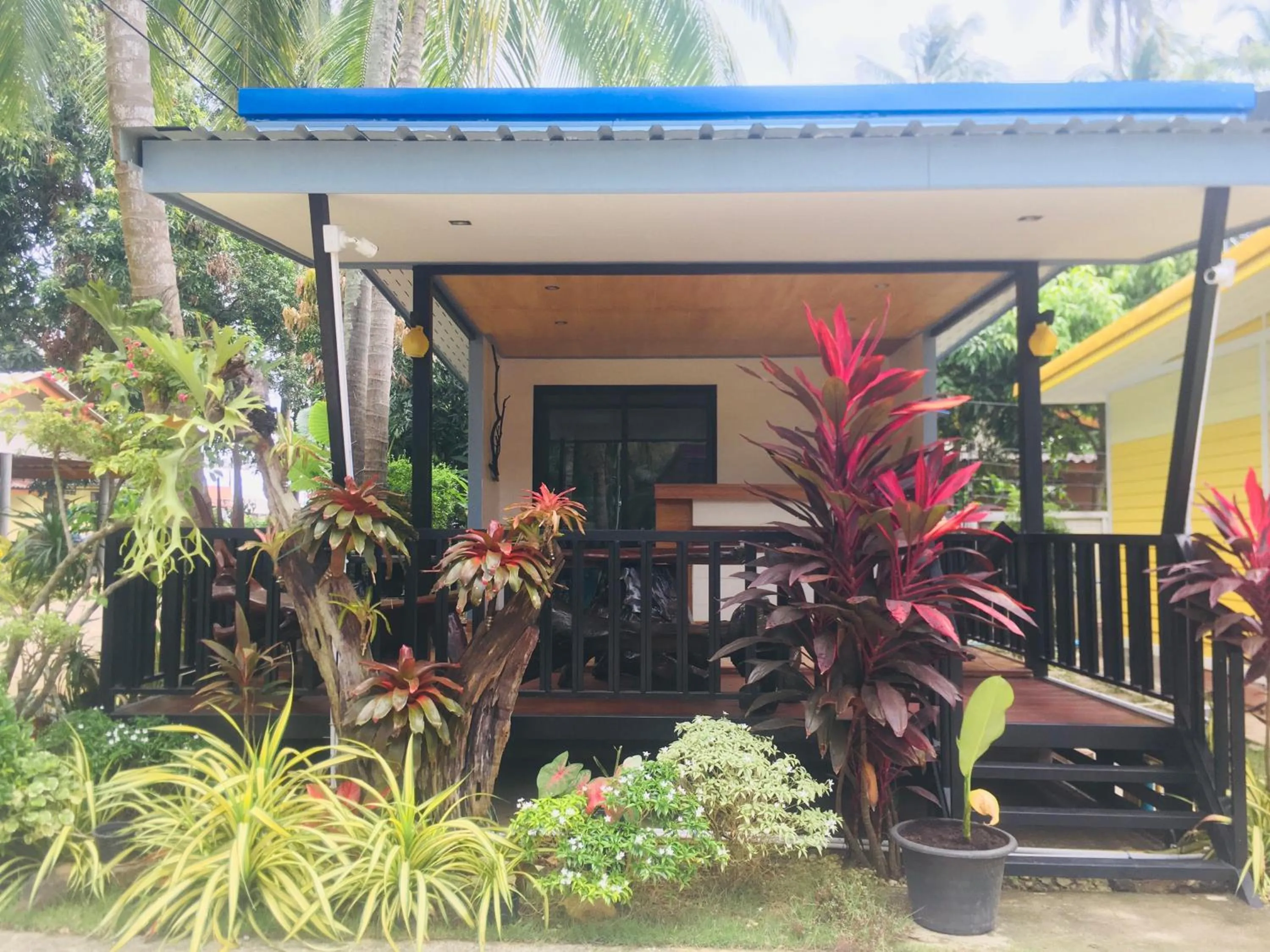 Phumiphat resort Koh Mook