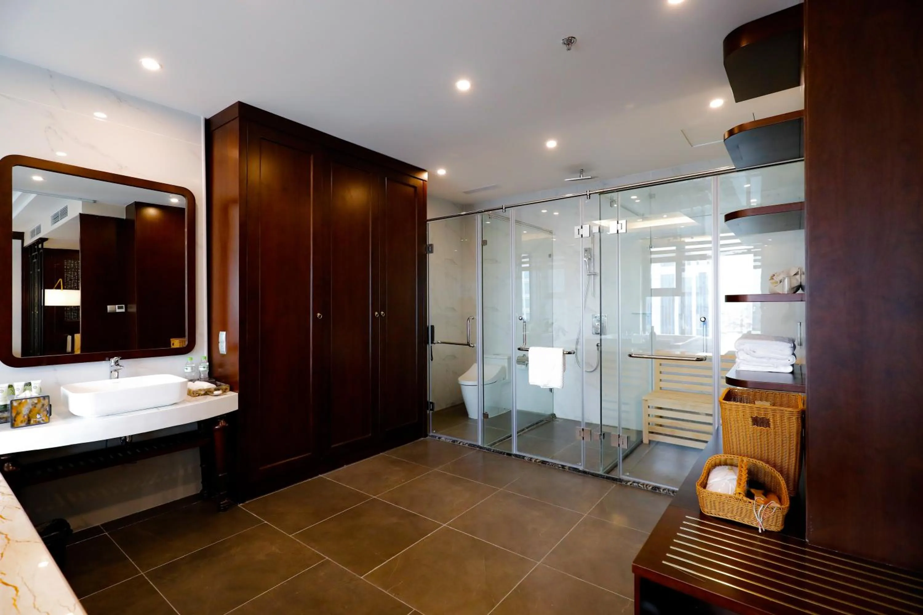 Bathroom in Grand Phoenix Hotel Bac Ninh