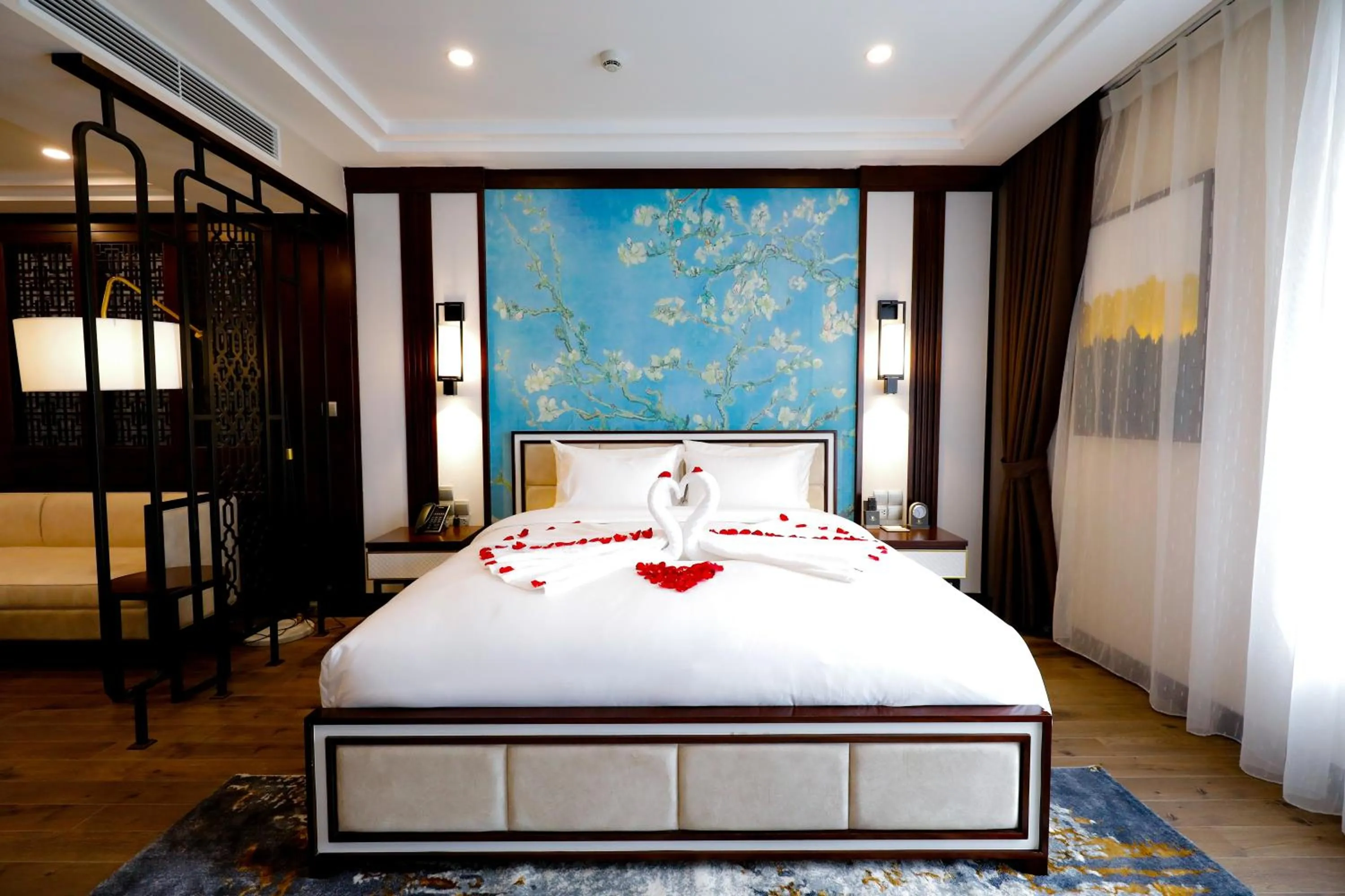 Bedroom, Bed in Grand Phoenix Hotel Bac Ninh