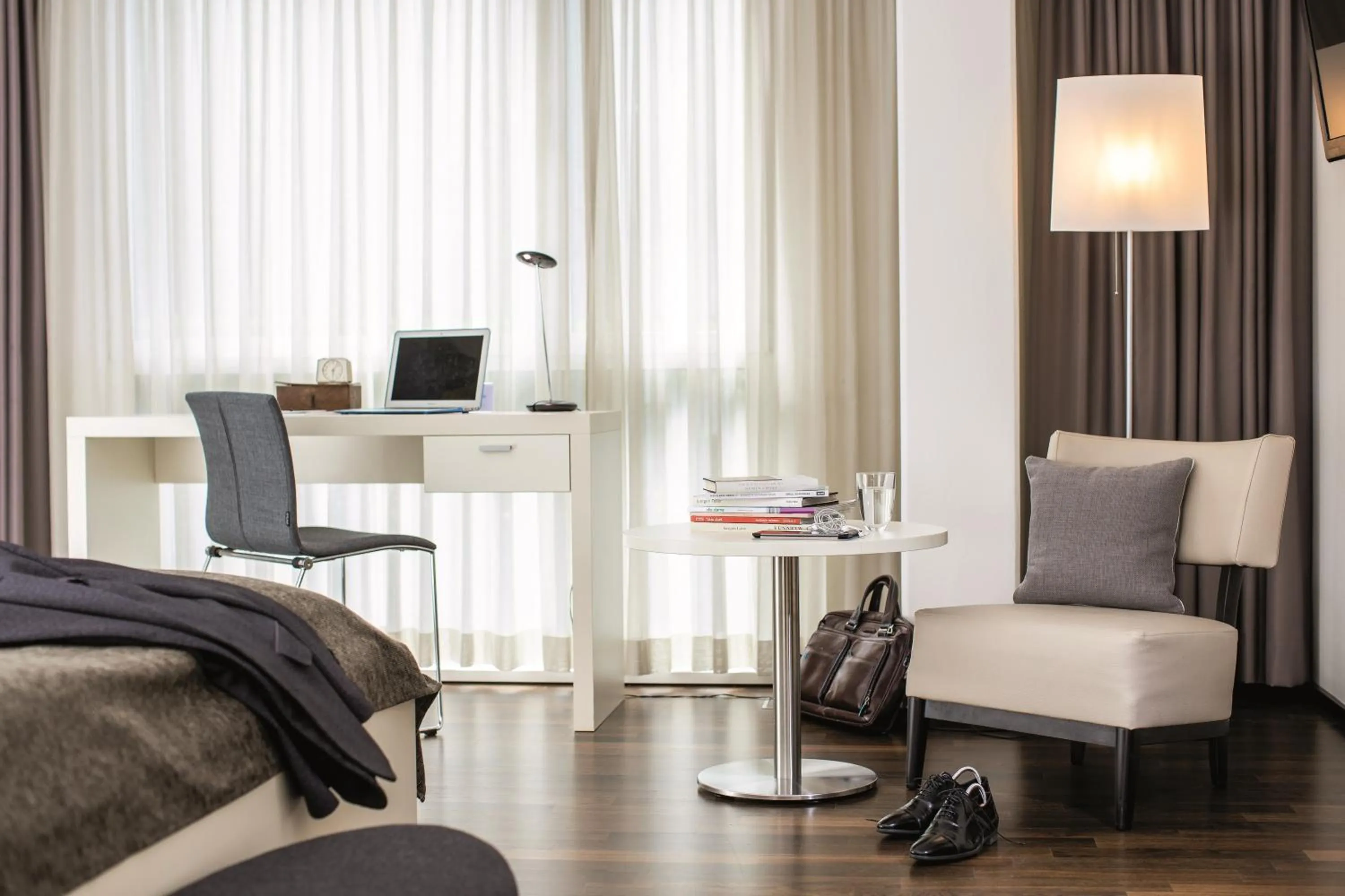 Seating area in THE FLAG Zürich