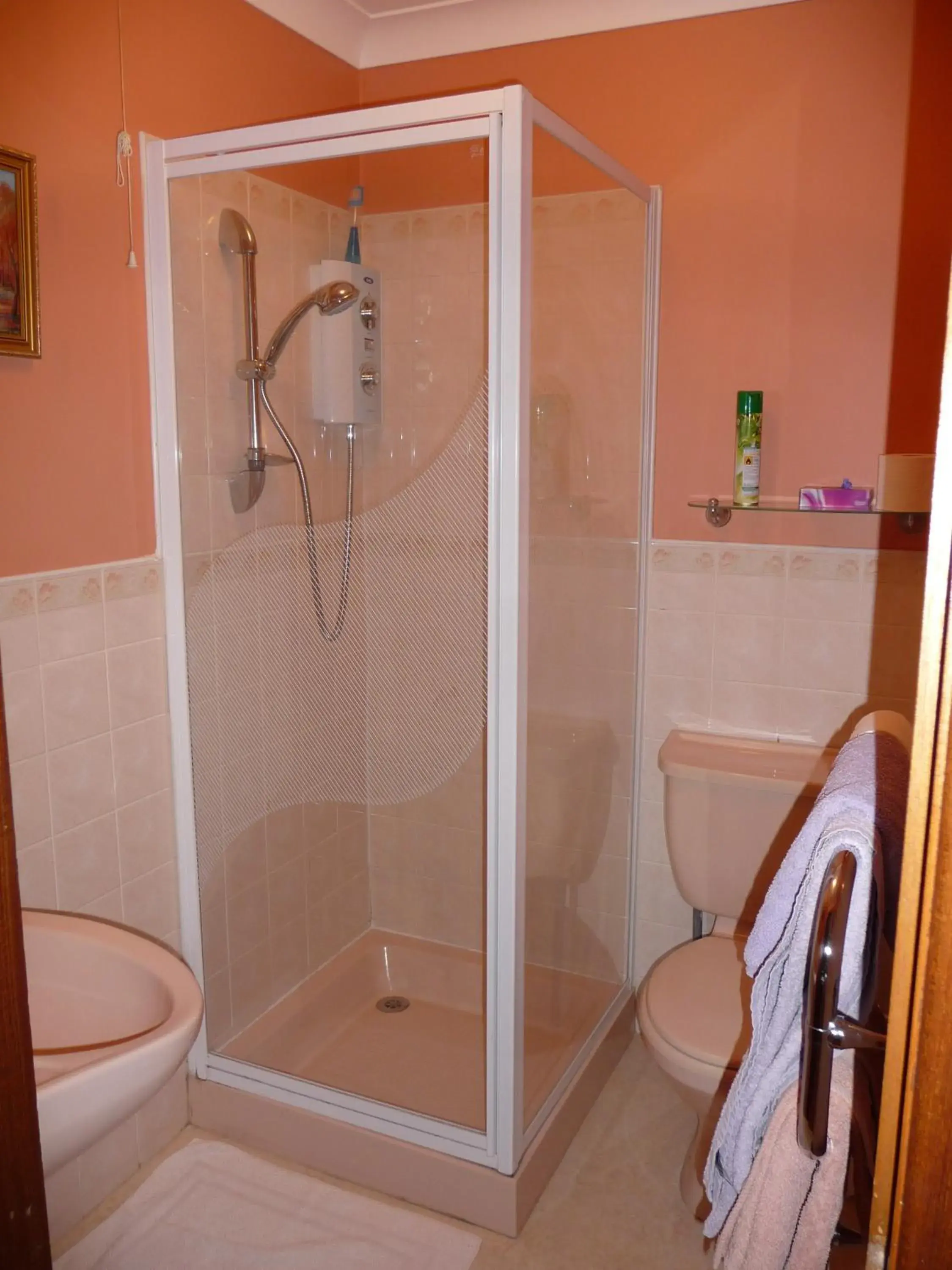 Double Room in Ordieview Bed & Breakfast Double Room in Ordieview Bed & Breakfast