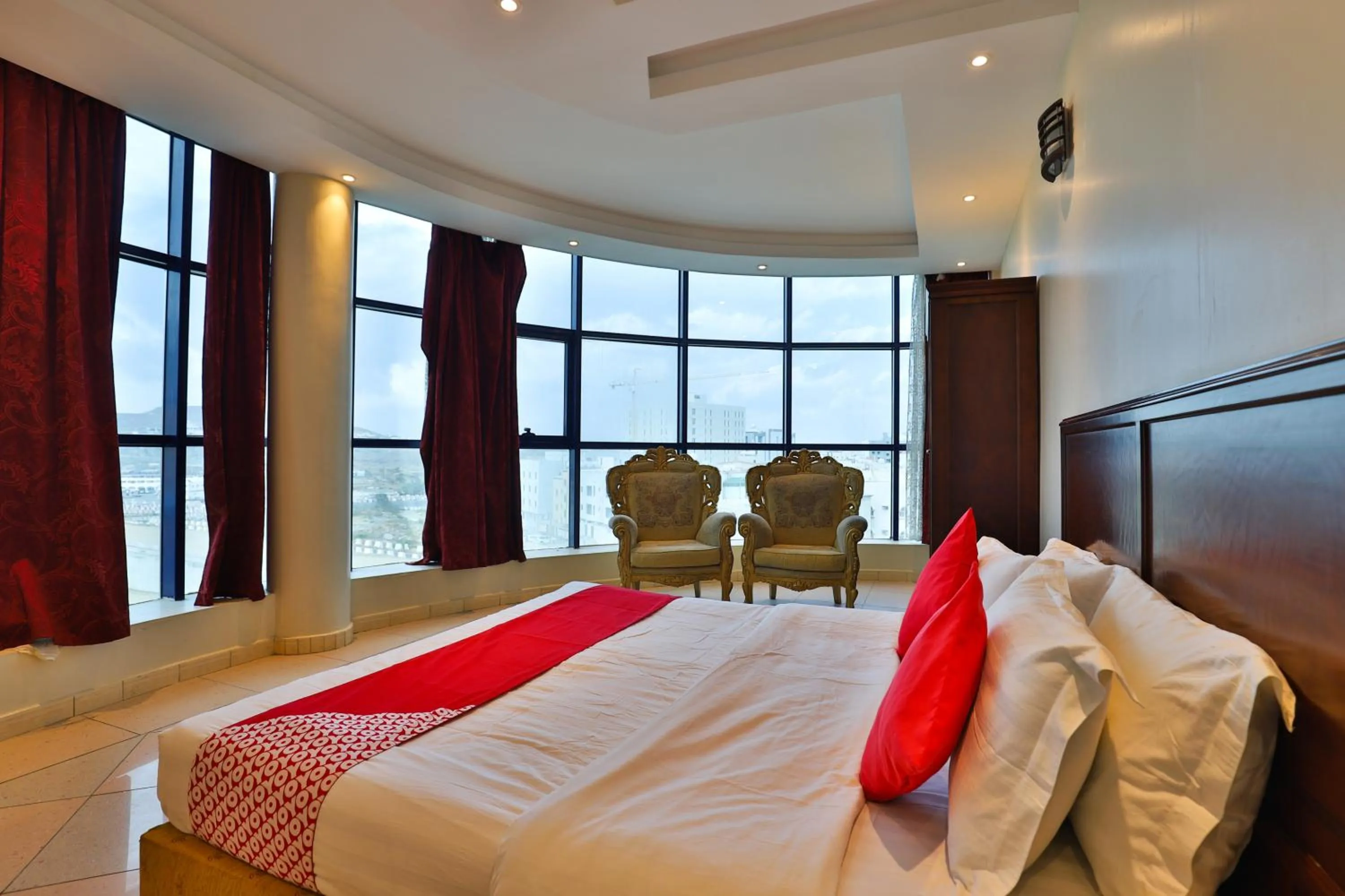 Bedroom in OYO 369 Arwa Alqosor