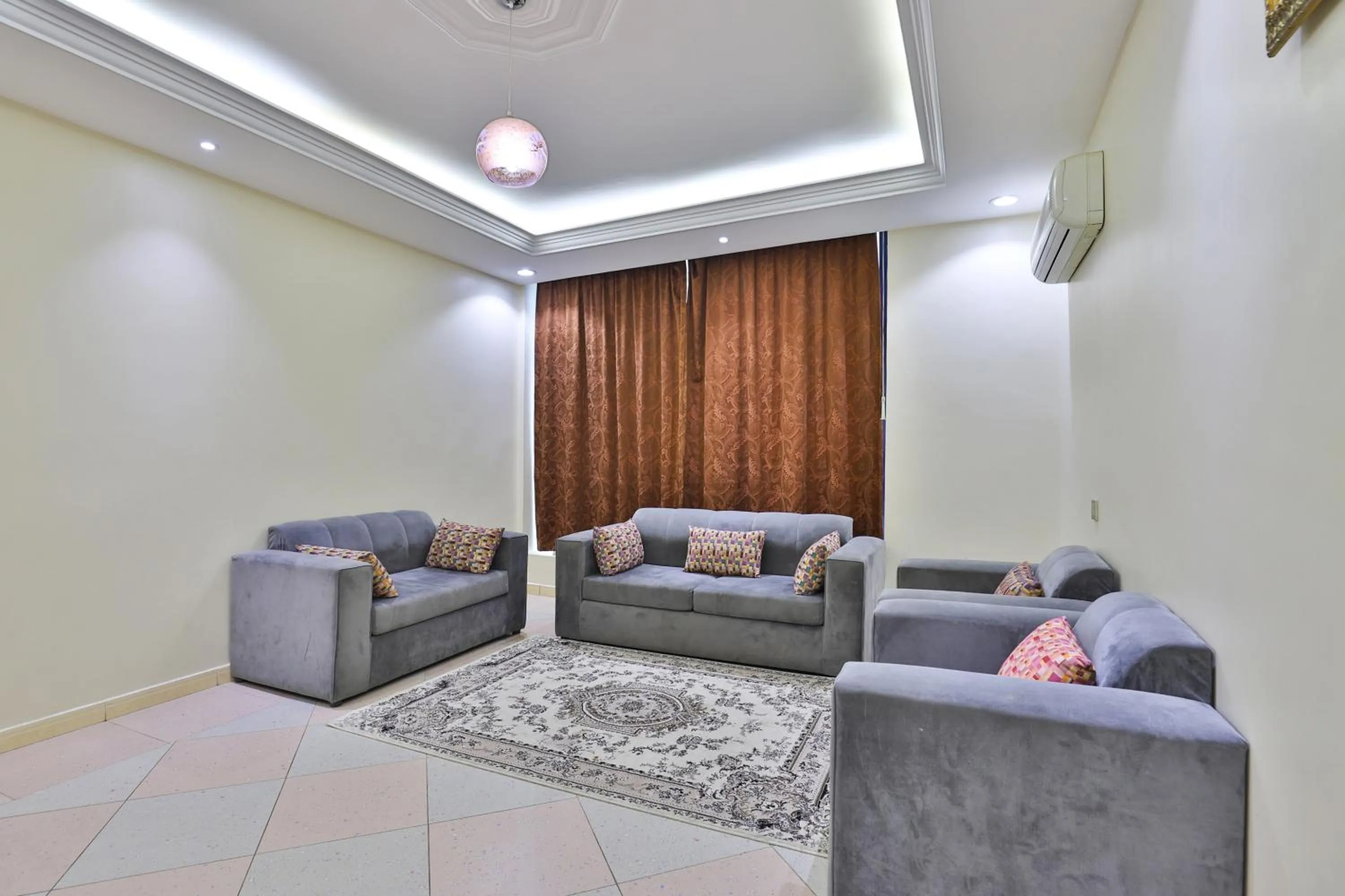 Living room, Seating Area in OYO 369 Arwa Alqosor
