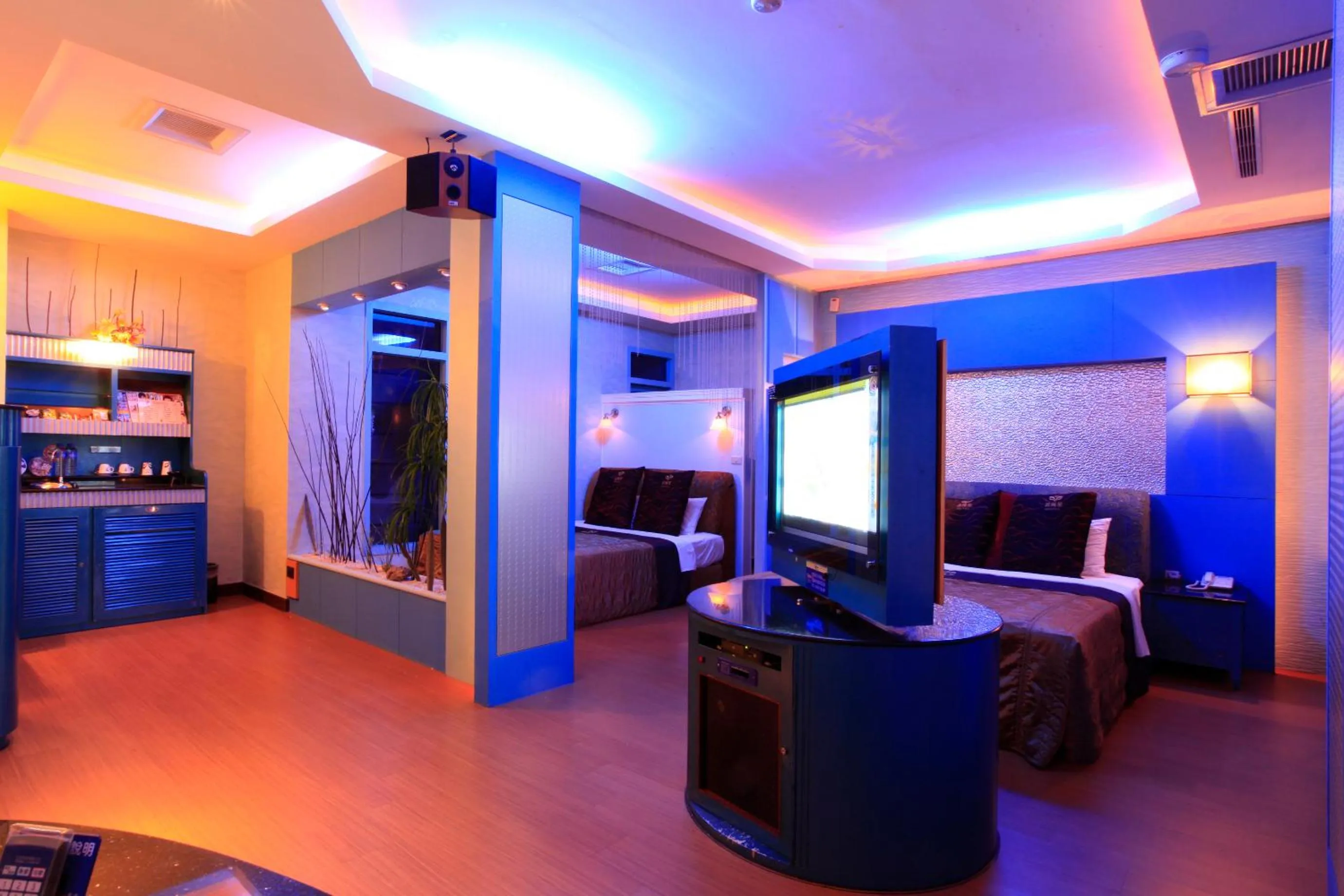 Photo of the whole room in PGS Motel