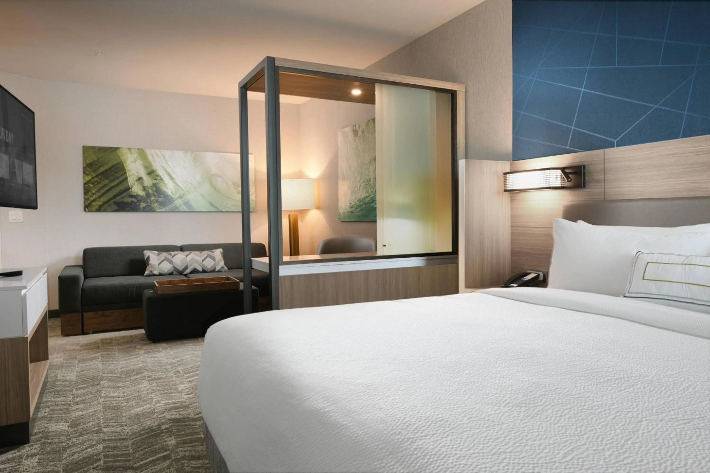 Bedroom, Bed in SpringHill Suites Dallas DFW Airport South/CentrePort