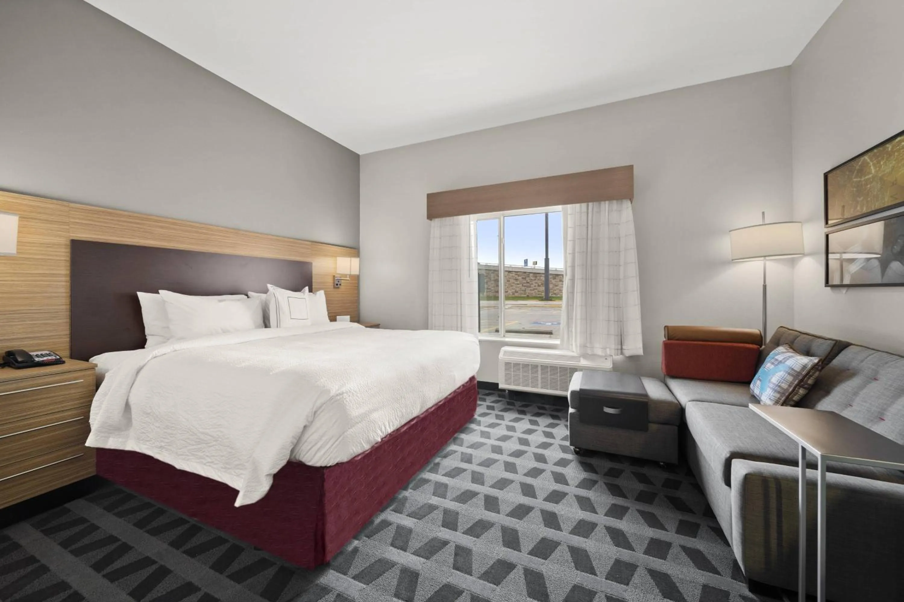 Bedroom, Bed in TownePlace Suites Waco Northeast
