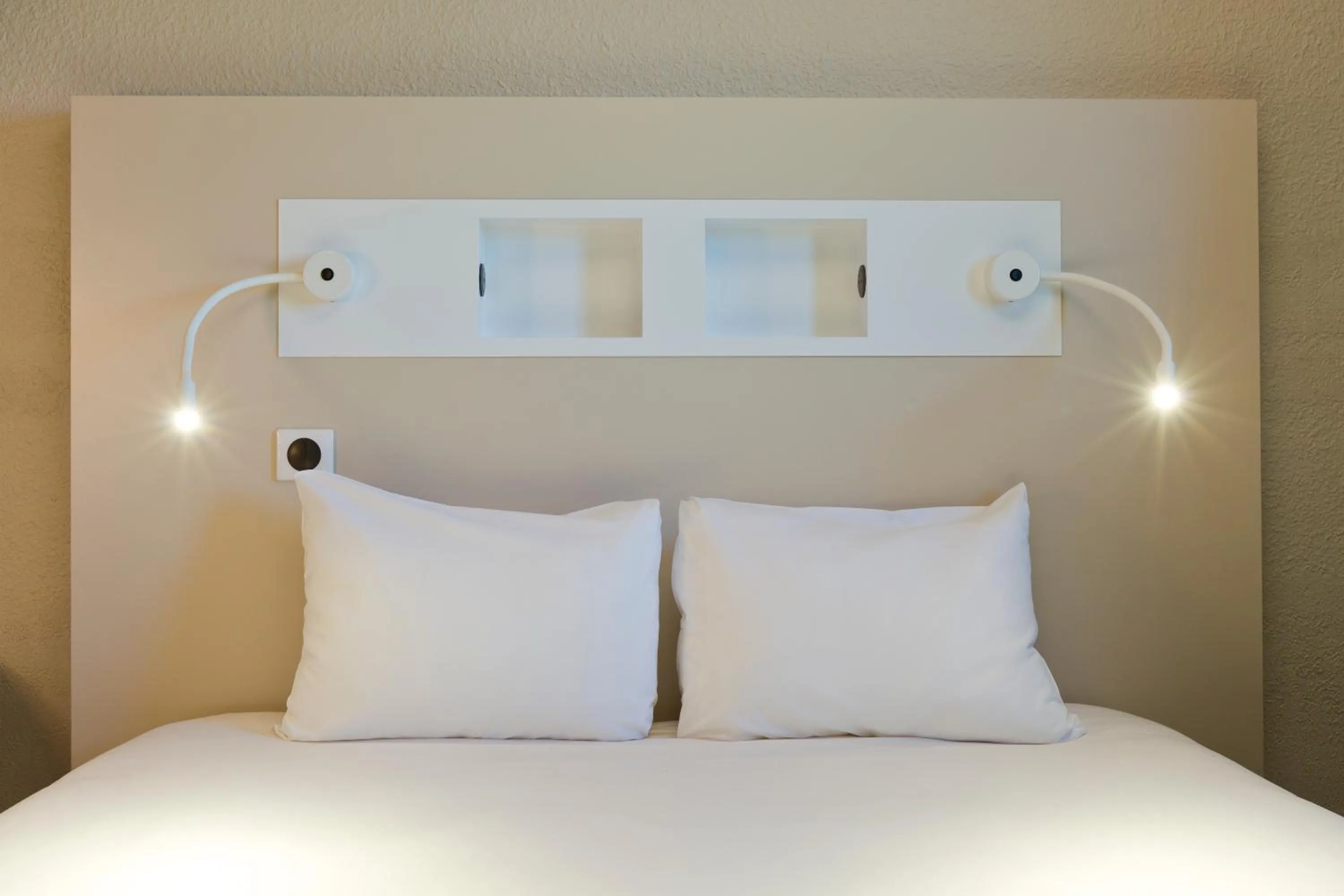 Bed in ibis budget Chilly-Mazarin Les Champarts