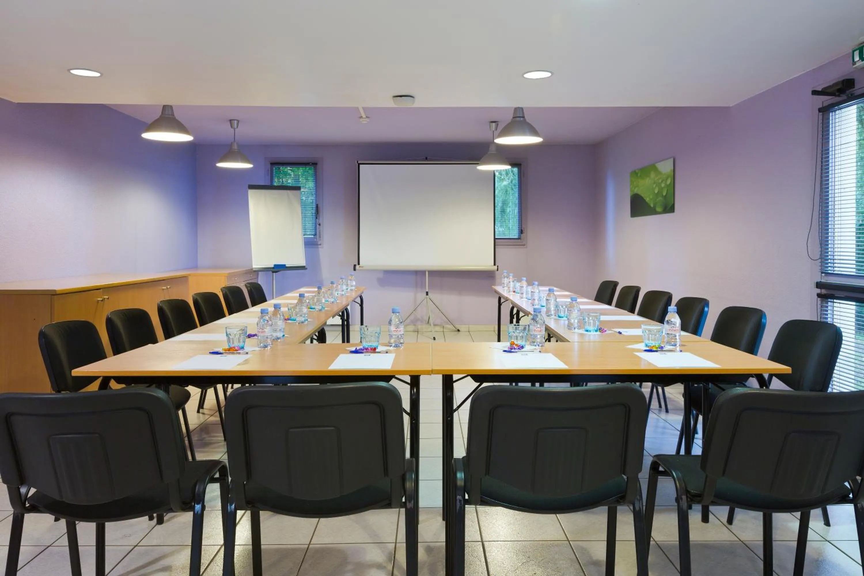 Business facilities in ibis budget Chilly-Mazarin Les Champarts