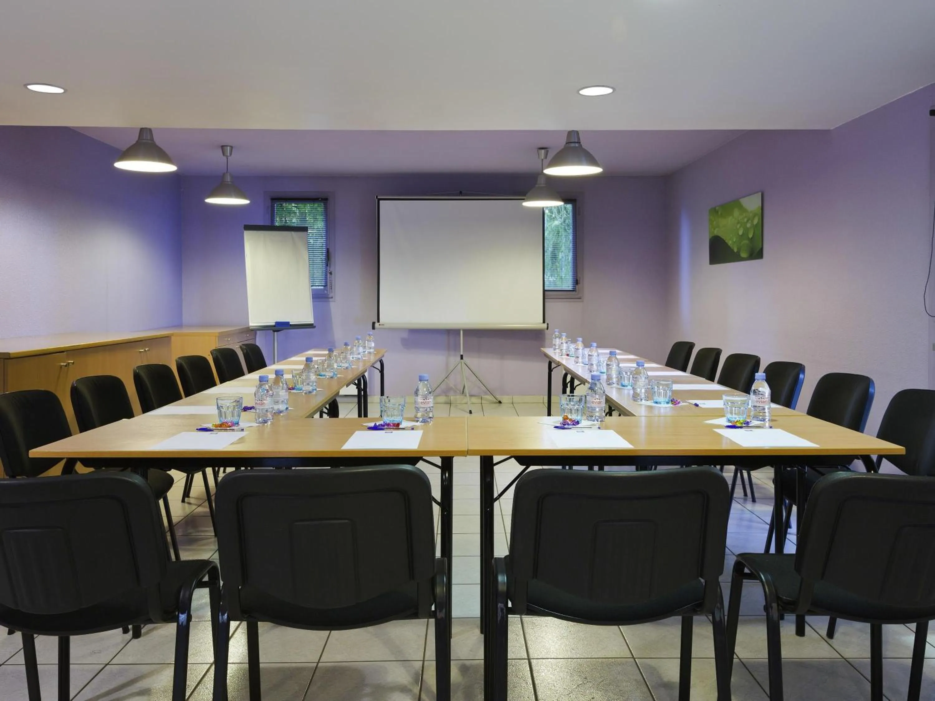 Meeting/conference room in ibis budget Chilly-Mazarin Les Champarts