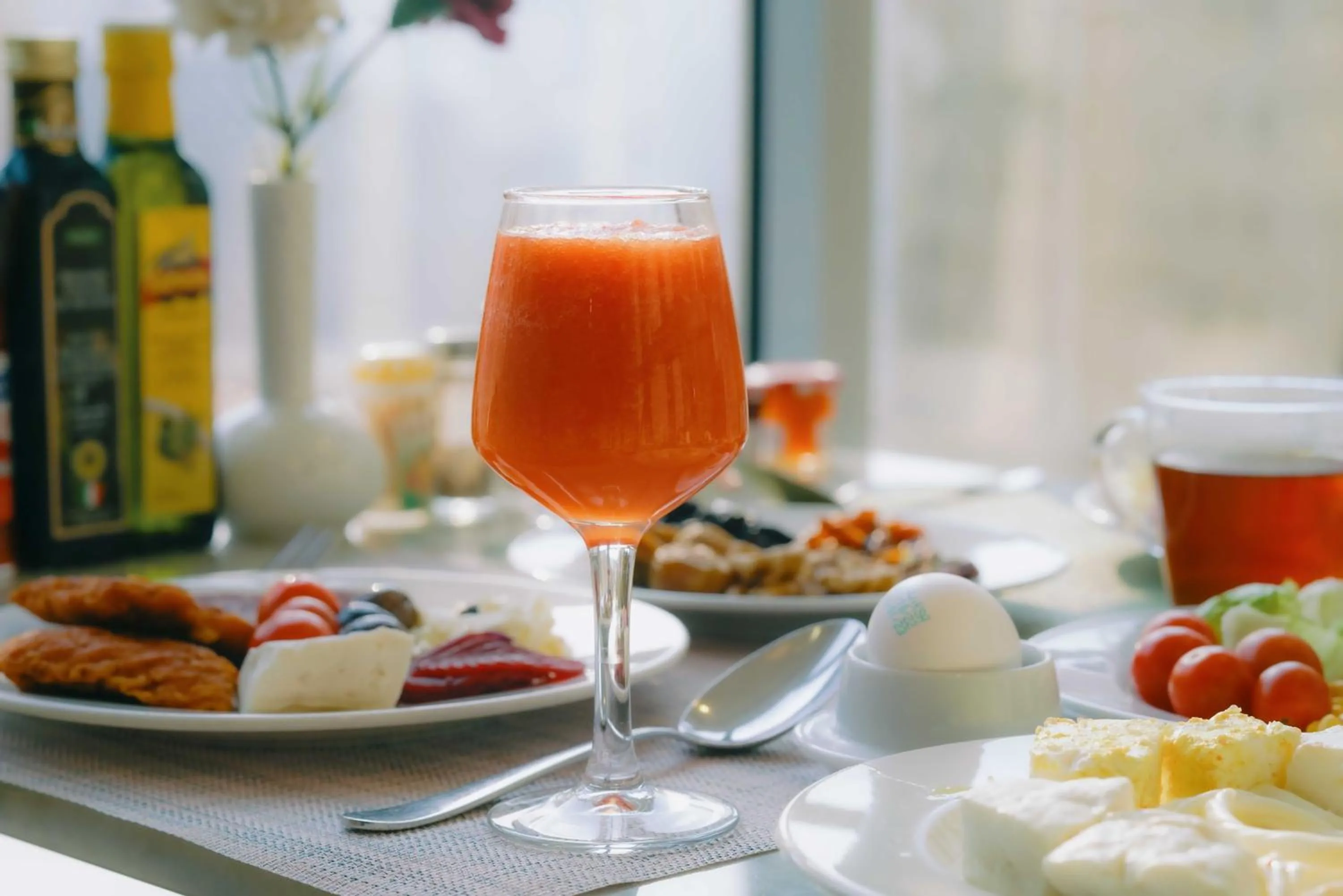 Breakfast in Nour Althuria Hotel - Elaf Almaqam