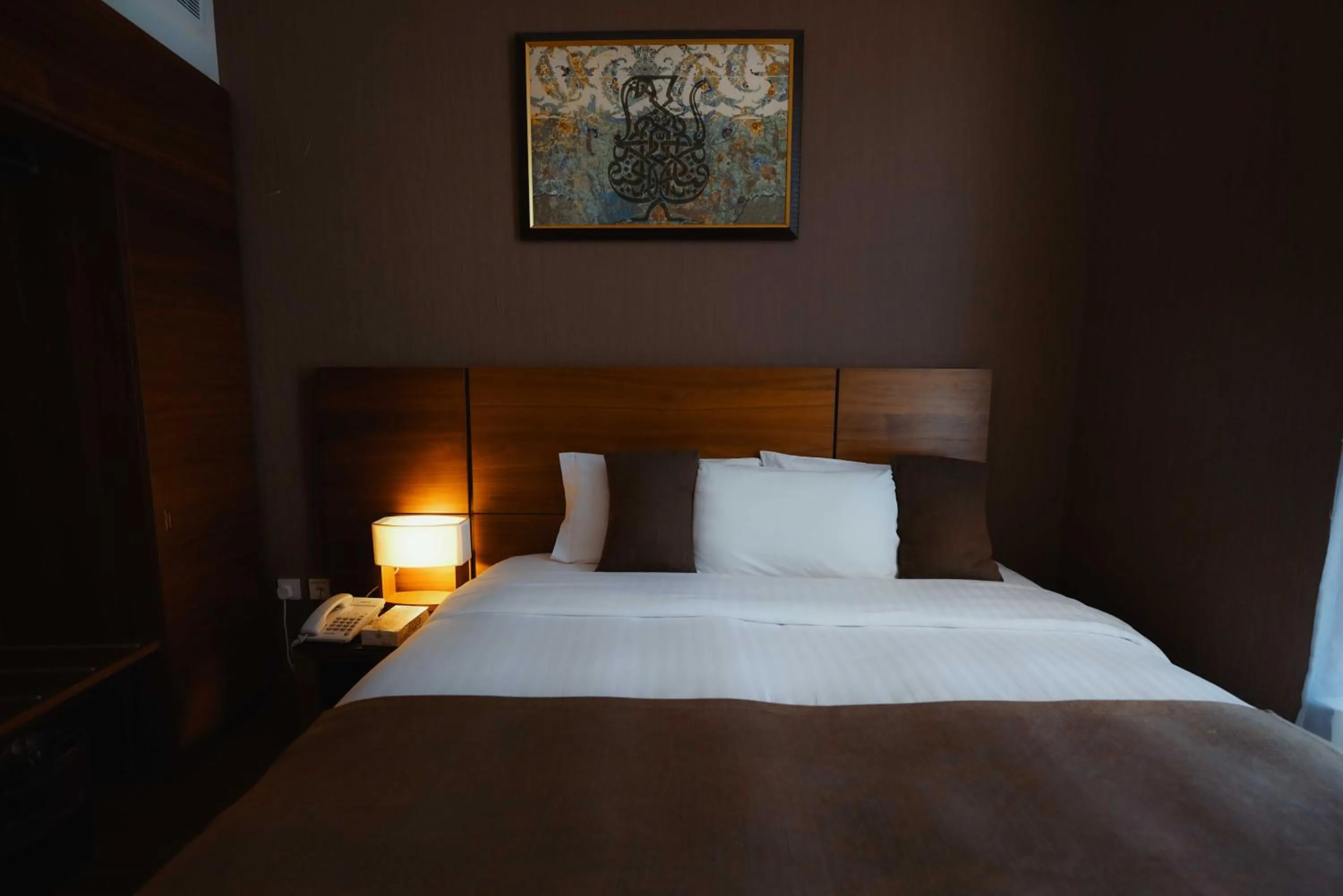 Bed in Nour Althuria Hotel - Elaf Almaqam