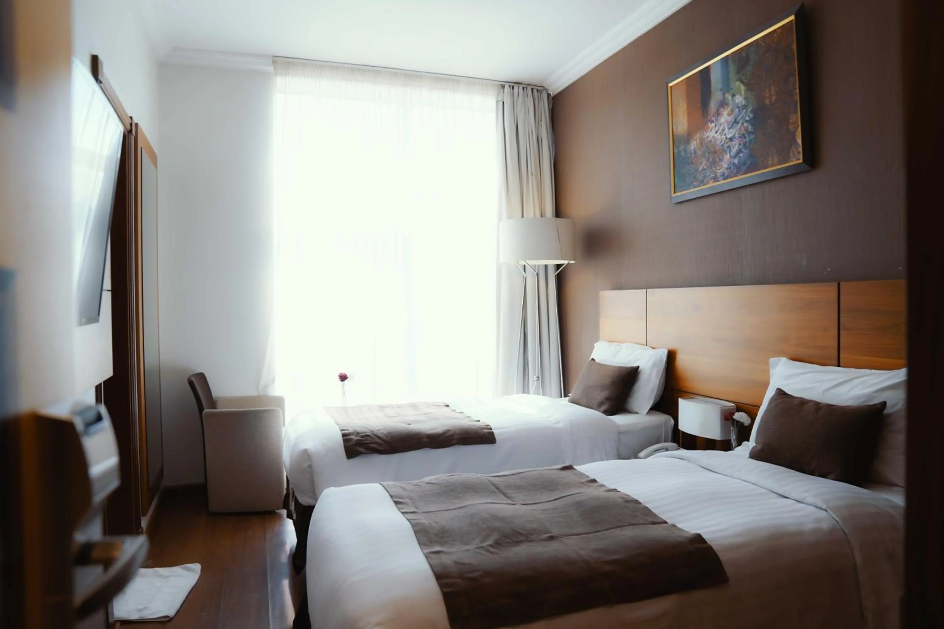 Bed in Nour Althuria Hotel - Elaf Almaqam