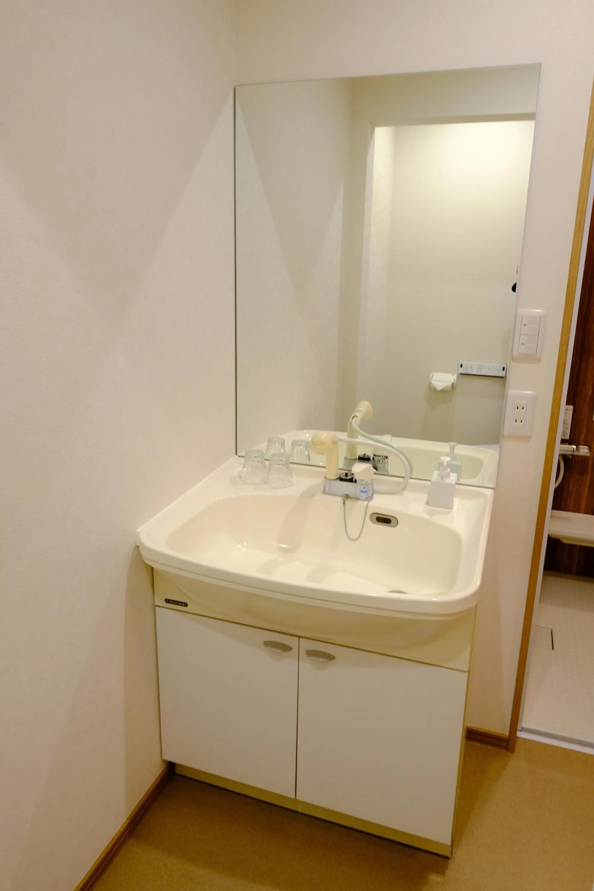 Bathroom in Donguri House