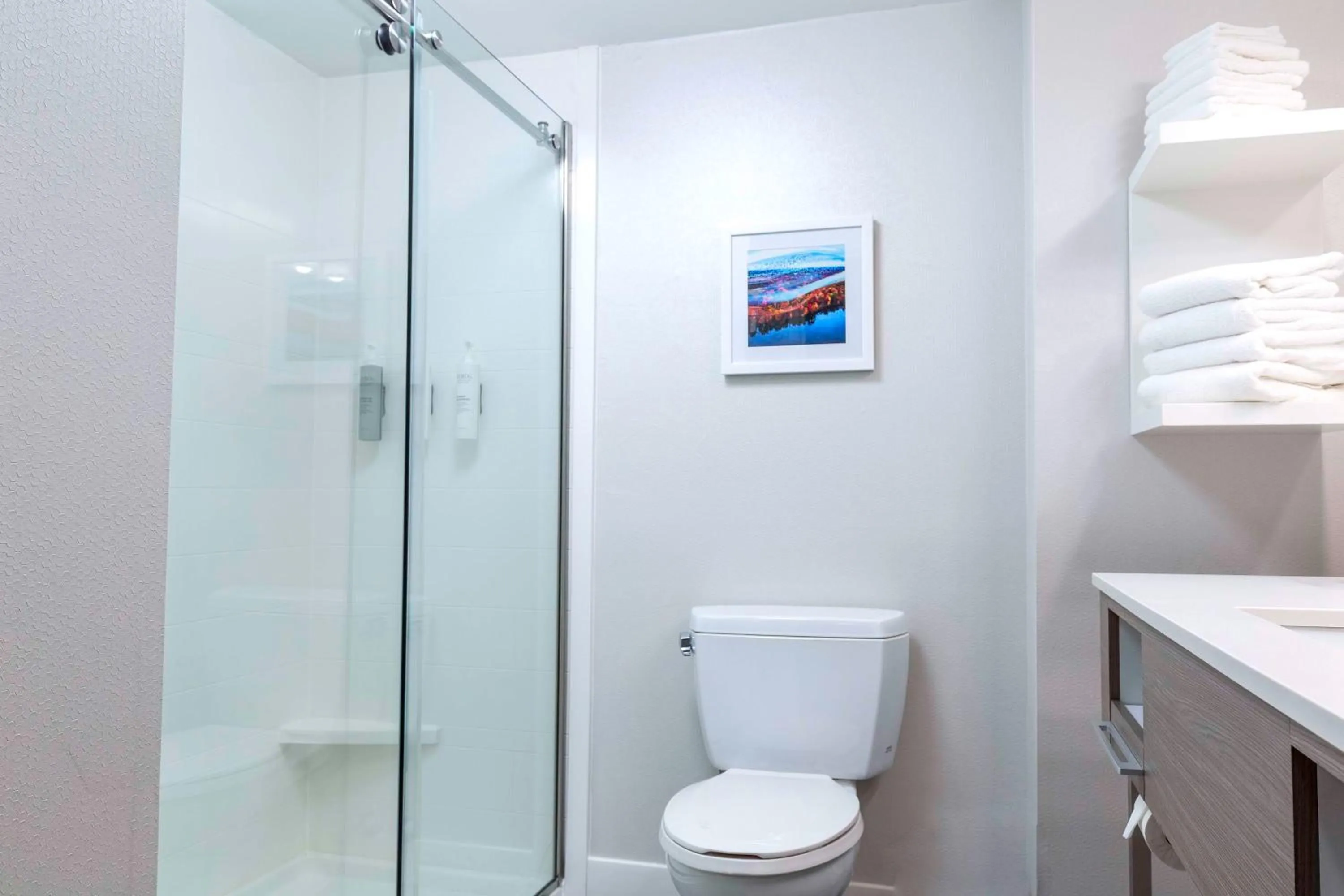 Bathroom in Hampton Inn East Windsor