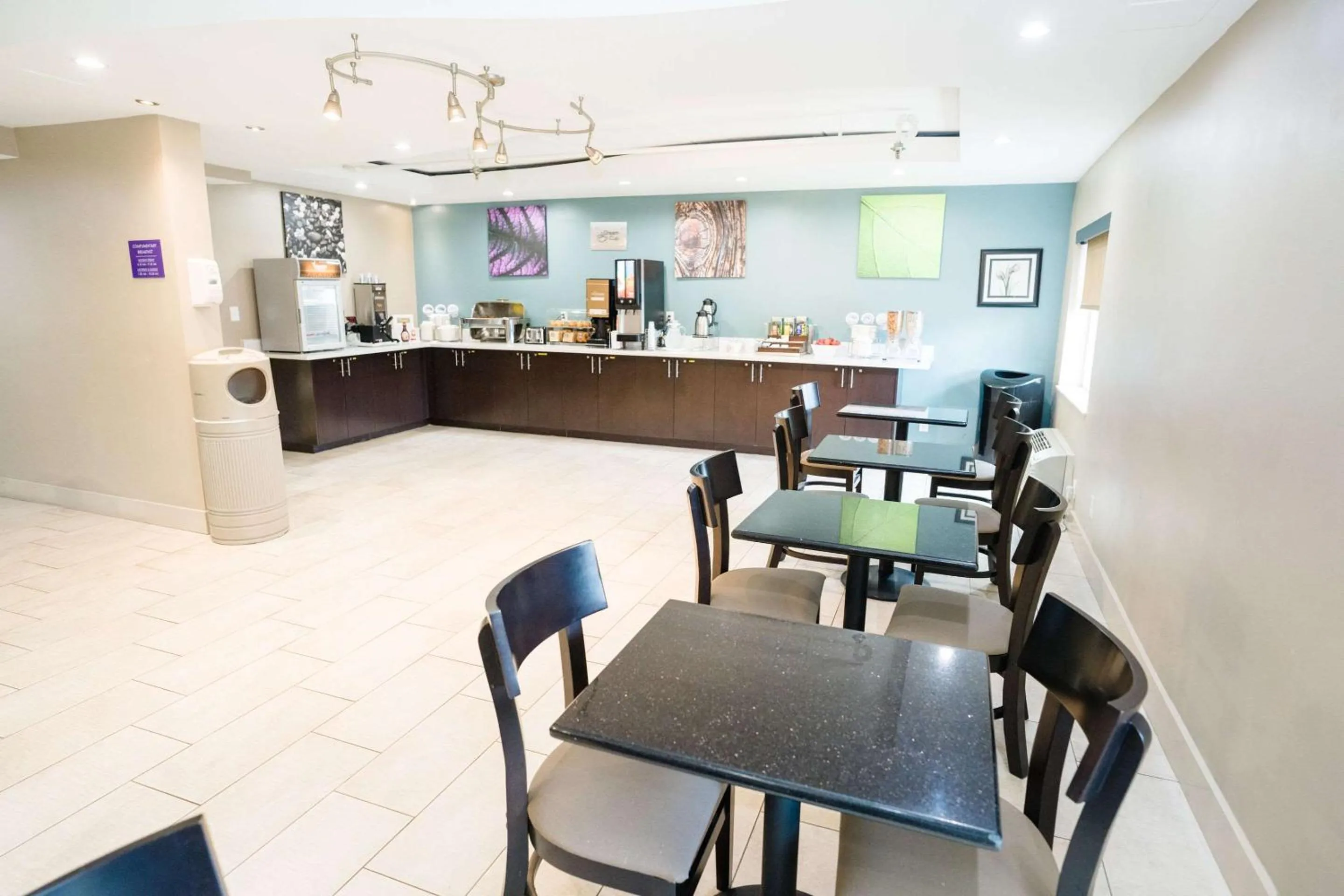 Breakfast in Sleep Inn & Suites West Knoxville