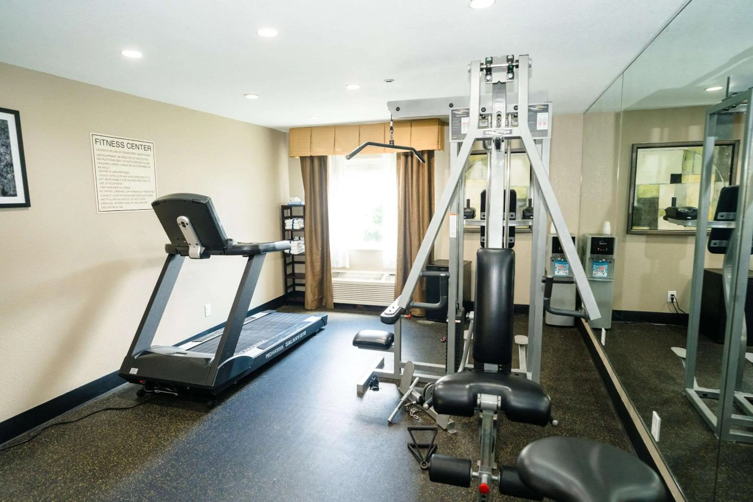 Fitness centre/facilities in Sleep Inn & Suites West Knoxville