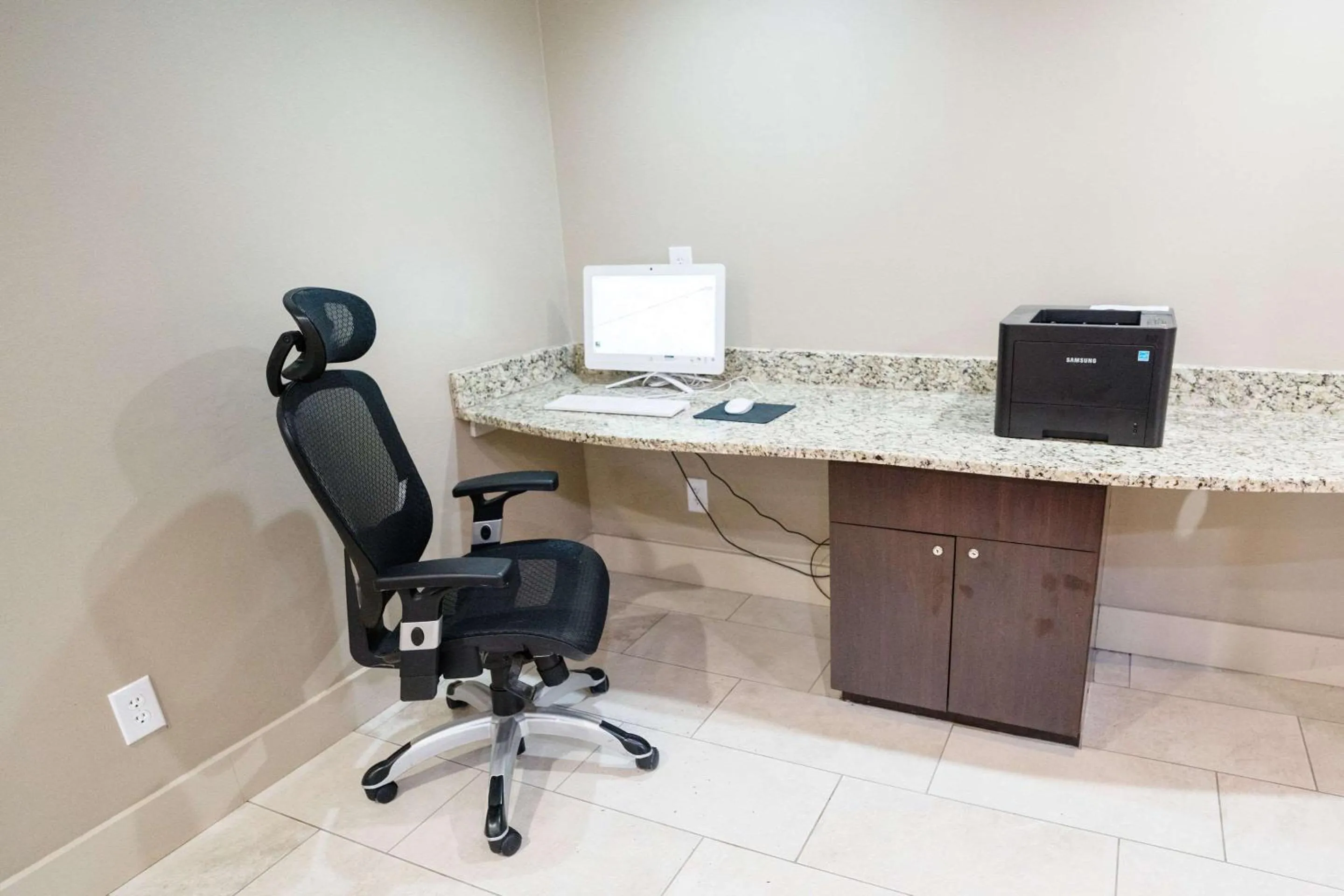 Business facilities in Sleep Inn & Suites West Knoxville