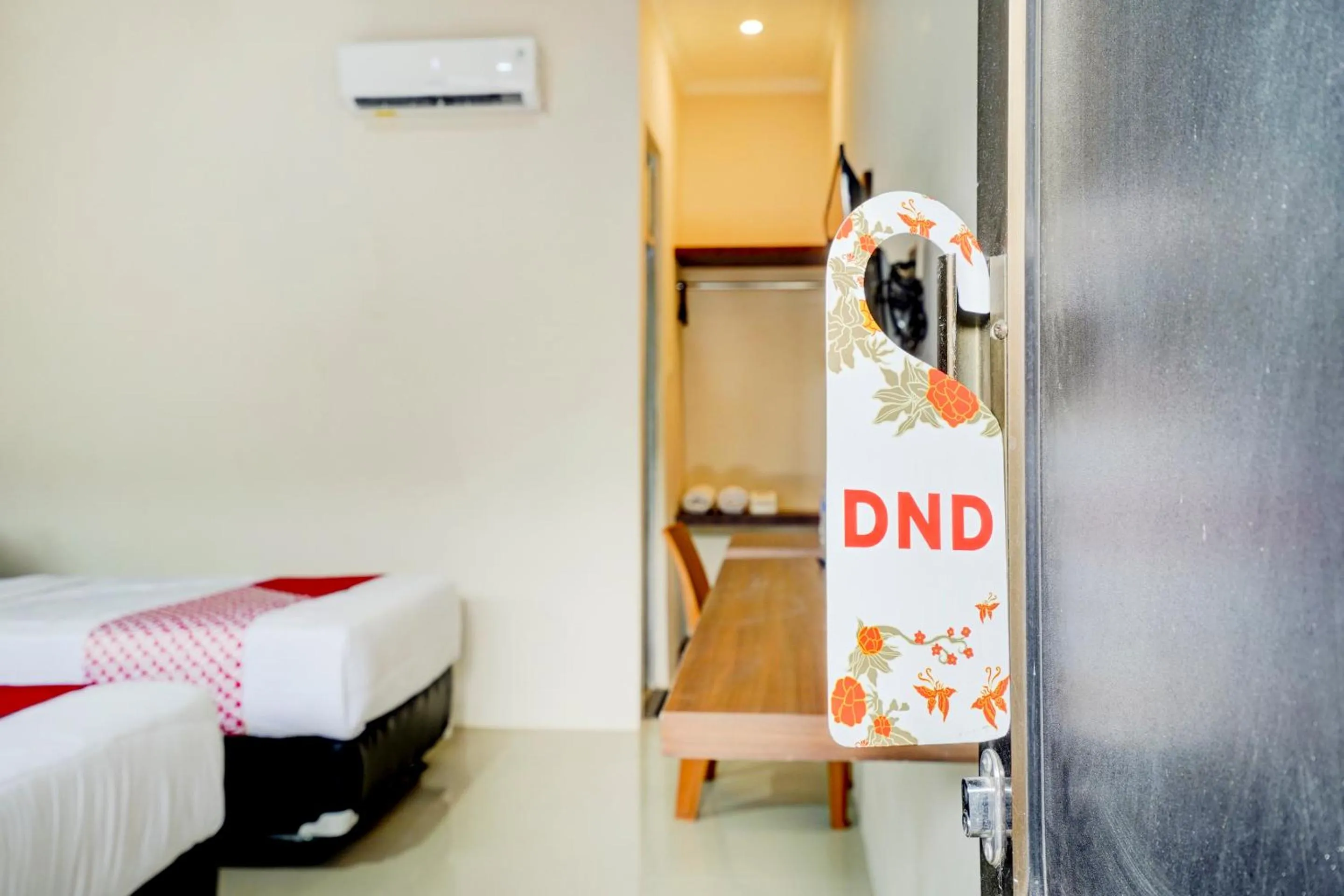 Bedroom, Bed in Rahayu Hotel Cirebon