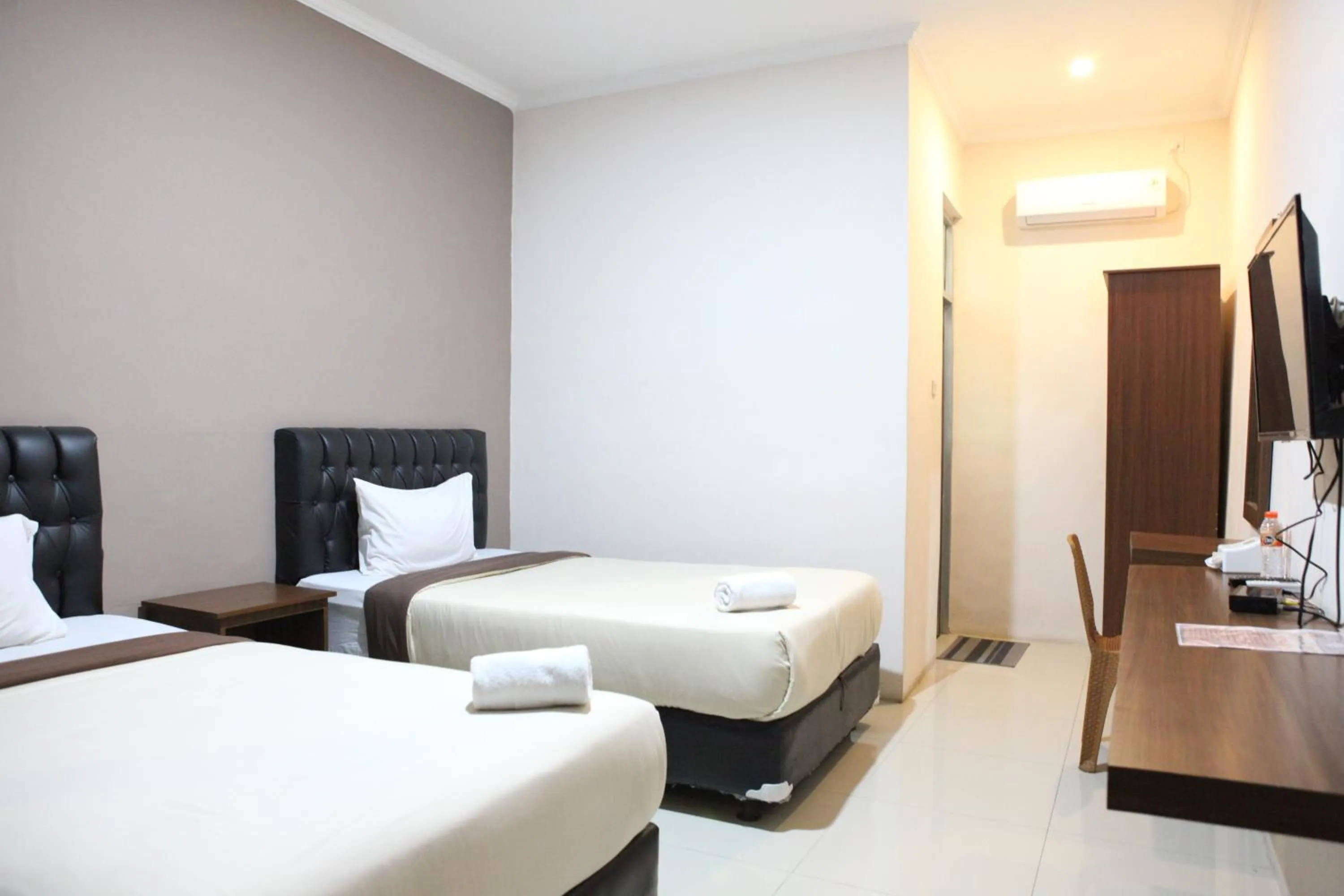 Bed in Rahayu Hotel Cirebon