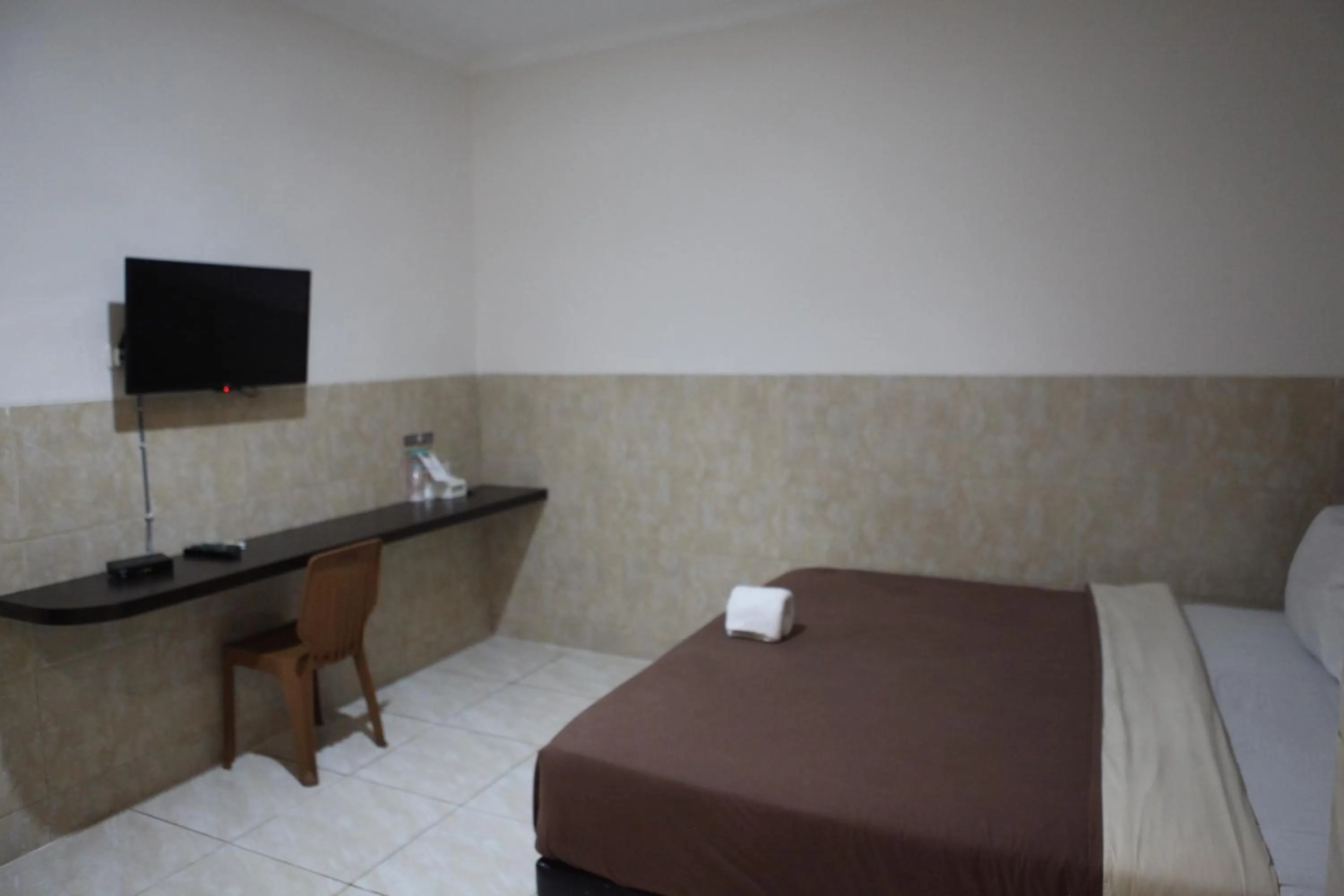 Bed in Rahayu Hotel Cirebon