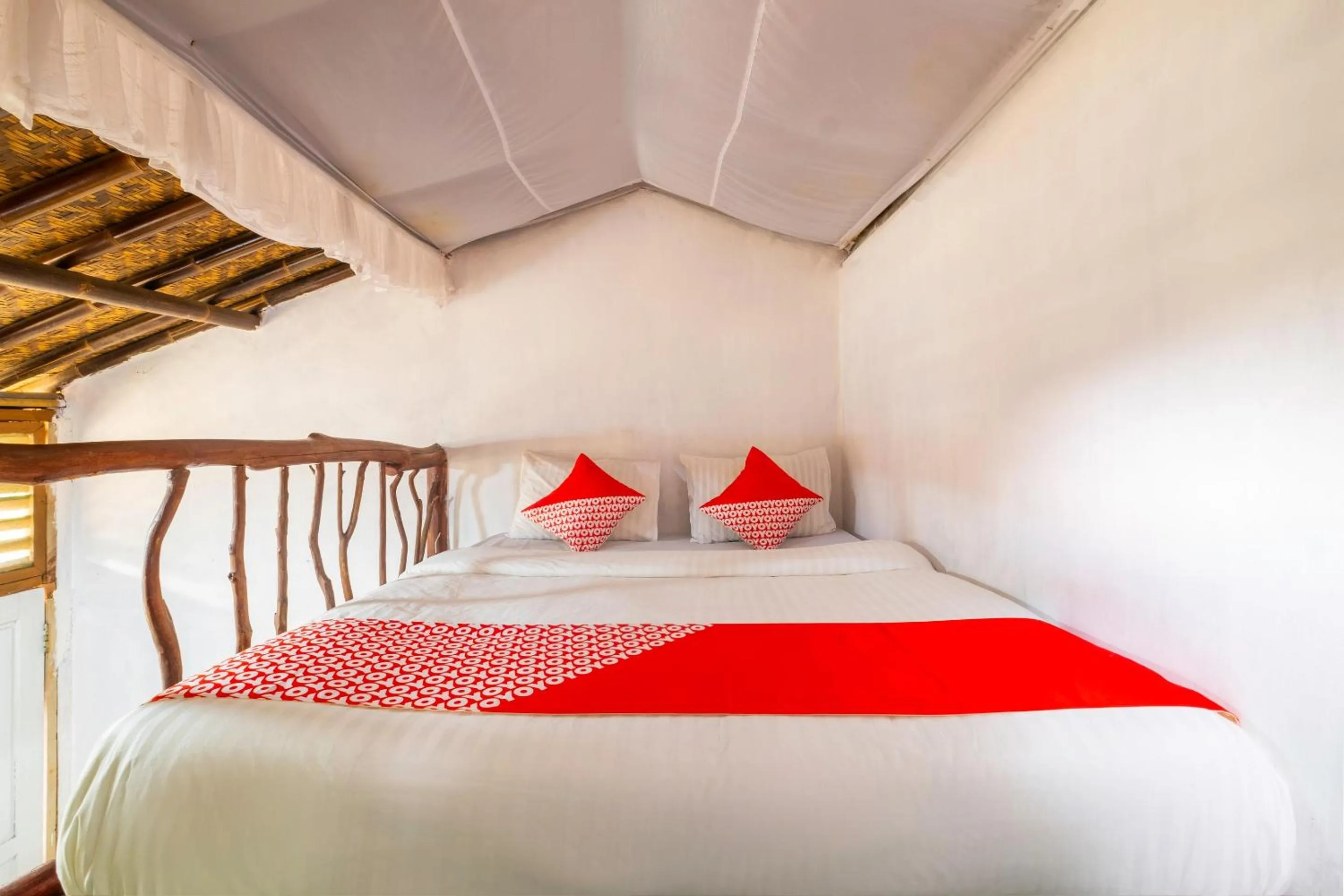 Bedroom, Bed in OYO 2278 Cikidang Hunting Resort