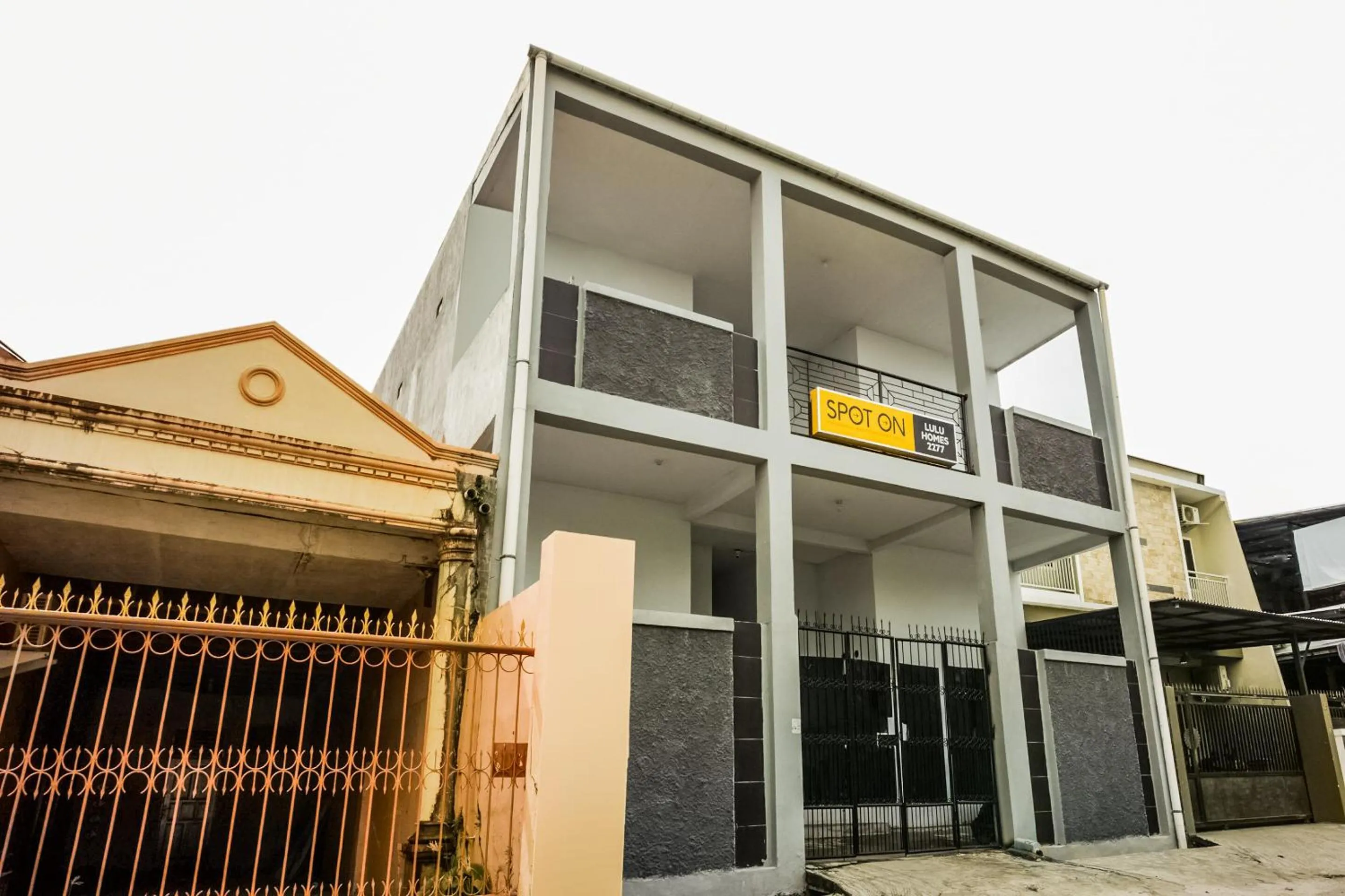 Facade/entrance in OYO 2277 Lulu Homes
