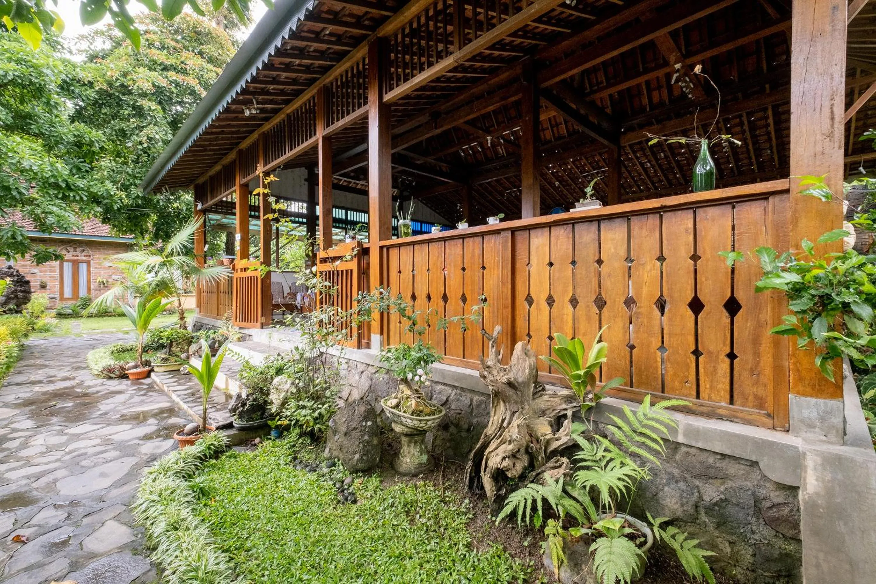 Area and facilities in Mettaloka Guesthouse