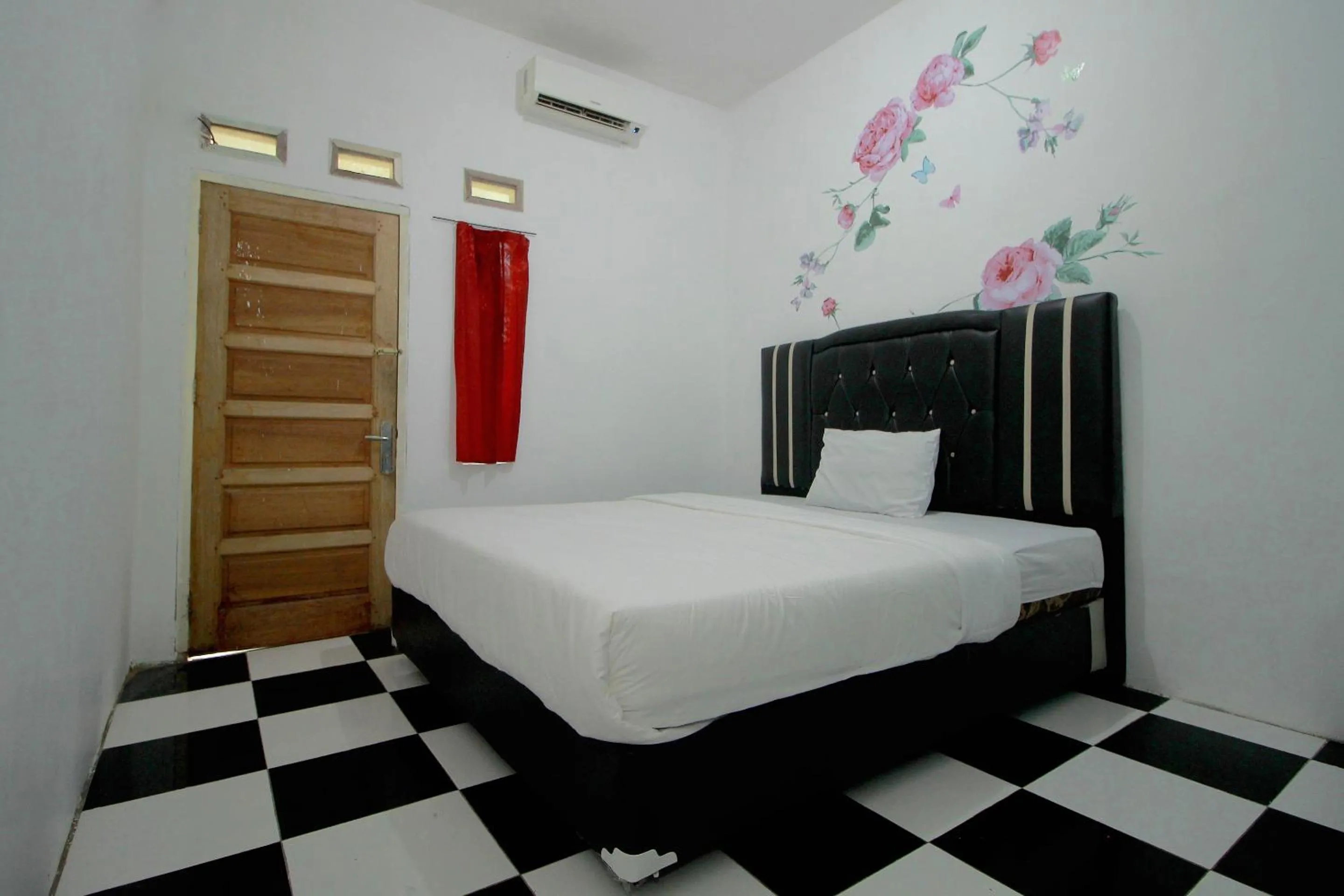 Bedroom in Hotel O Wisma Ria