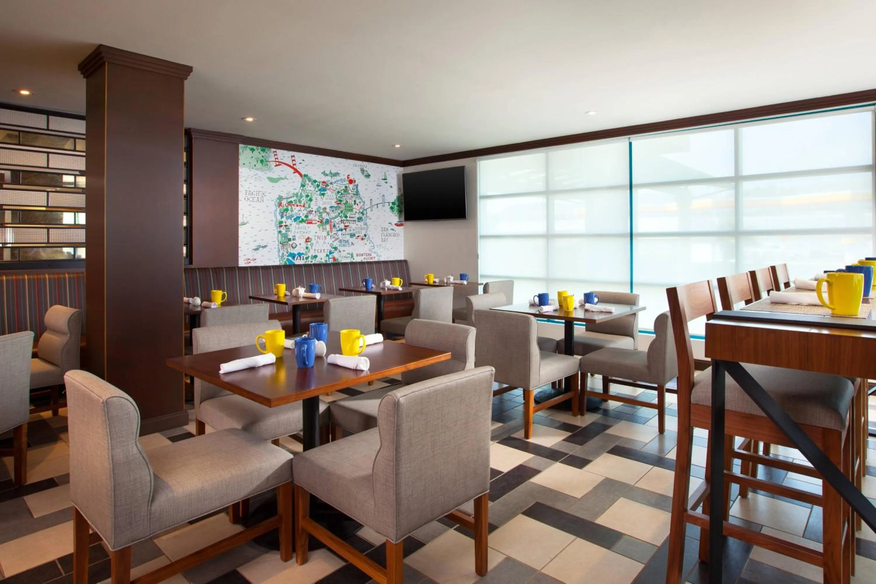 Restaurant/places to eat in Four Points by Sheraton - San Francisco Airport