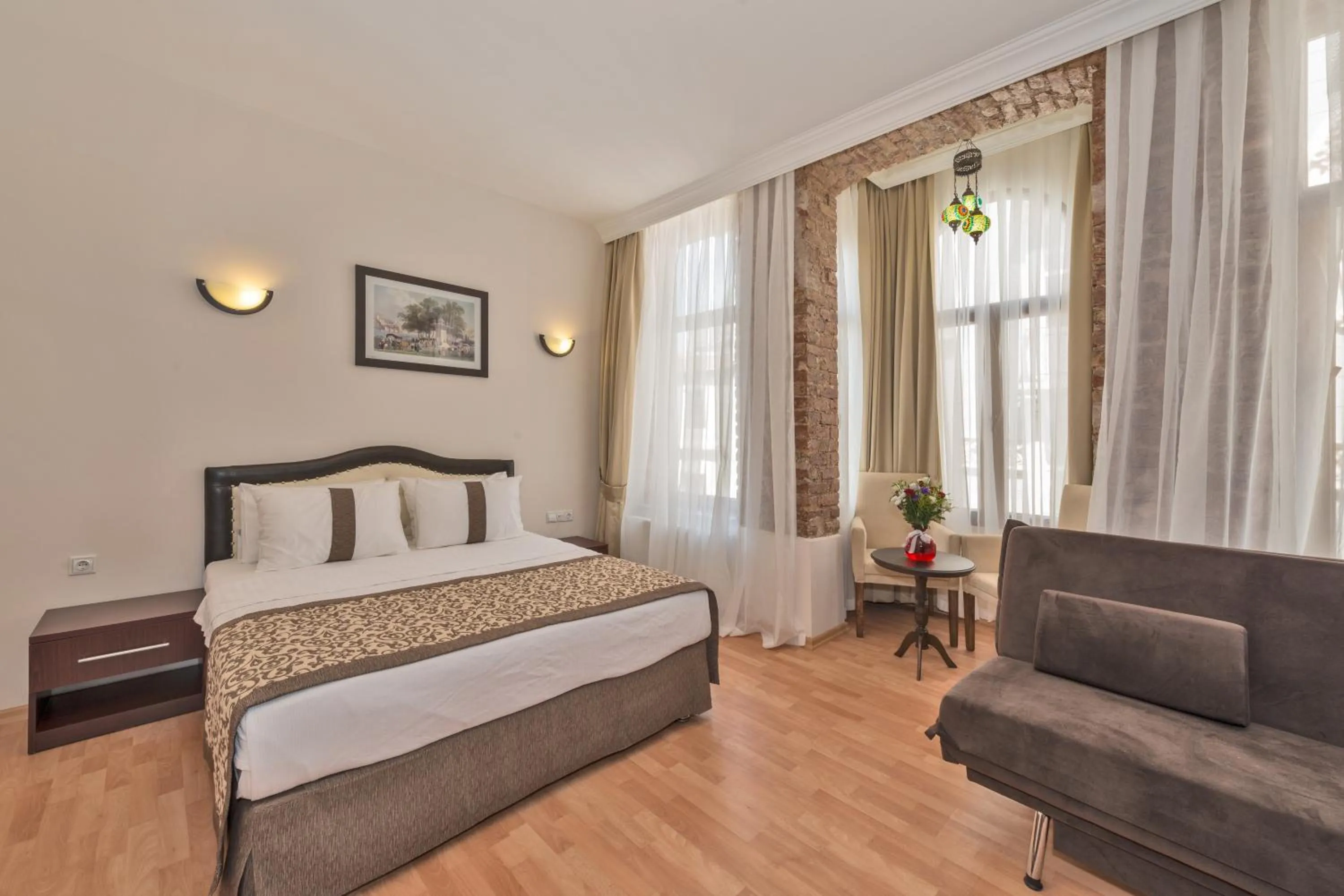 Photo of the whole room, Bed in Taxim Hotel Marin