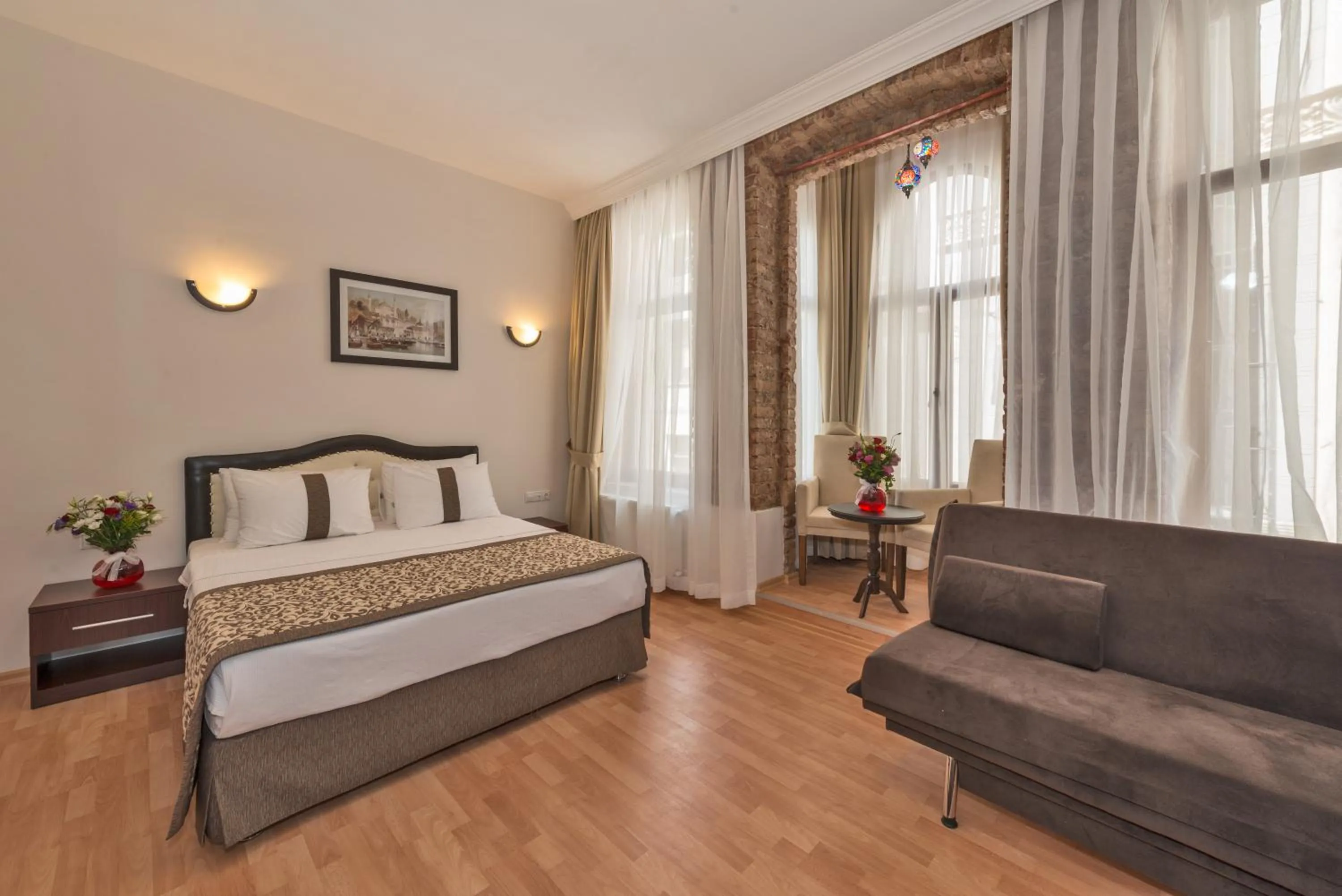 Photo of the whole room, Bed in Taxim Hotel Marin