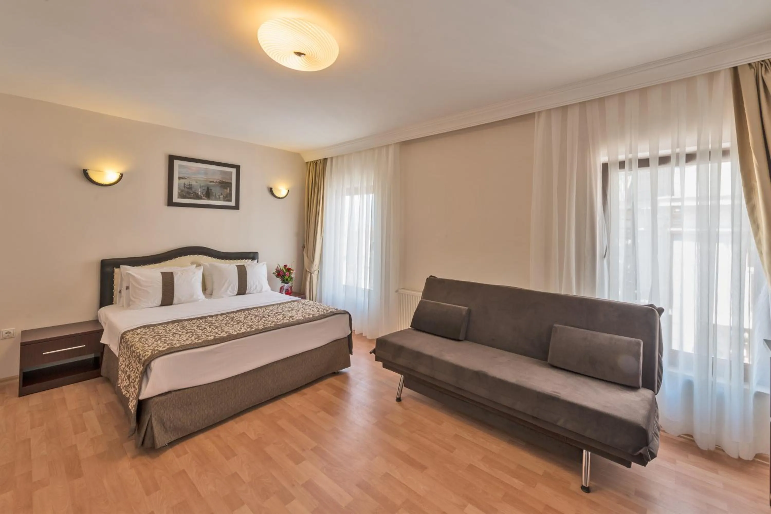 Photo of the whole room, Bed in Taxim Hotel Marin